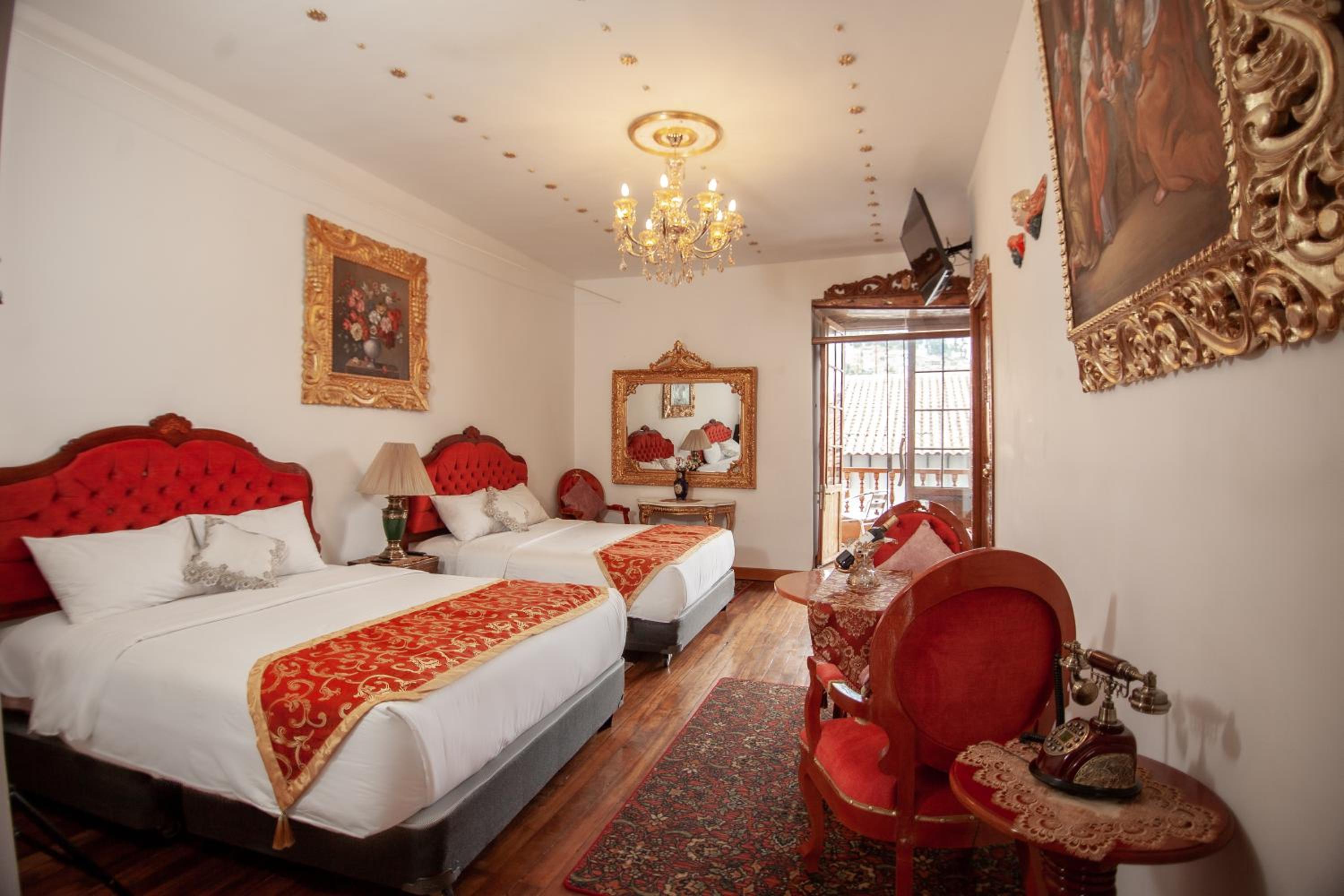 Superior Queen Room with Two Queen Beds photo 1