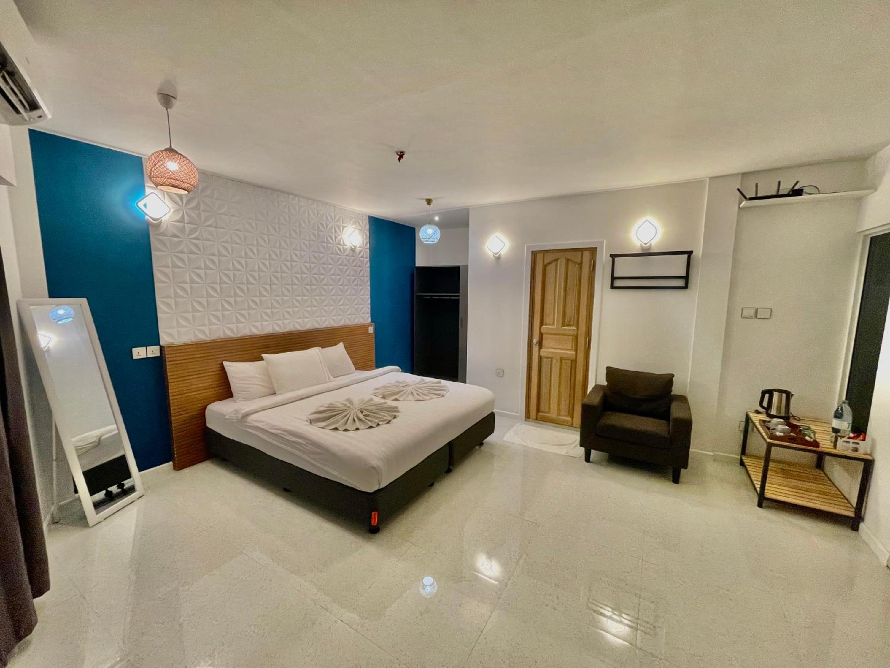 King Suite with Ocean View