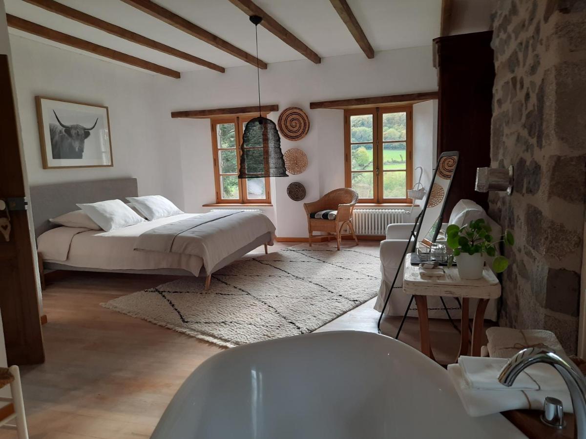 Large Double Room photo 2