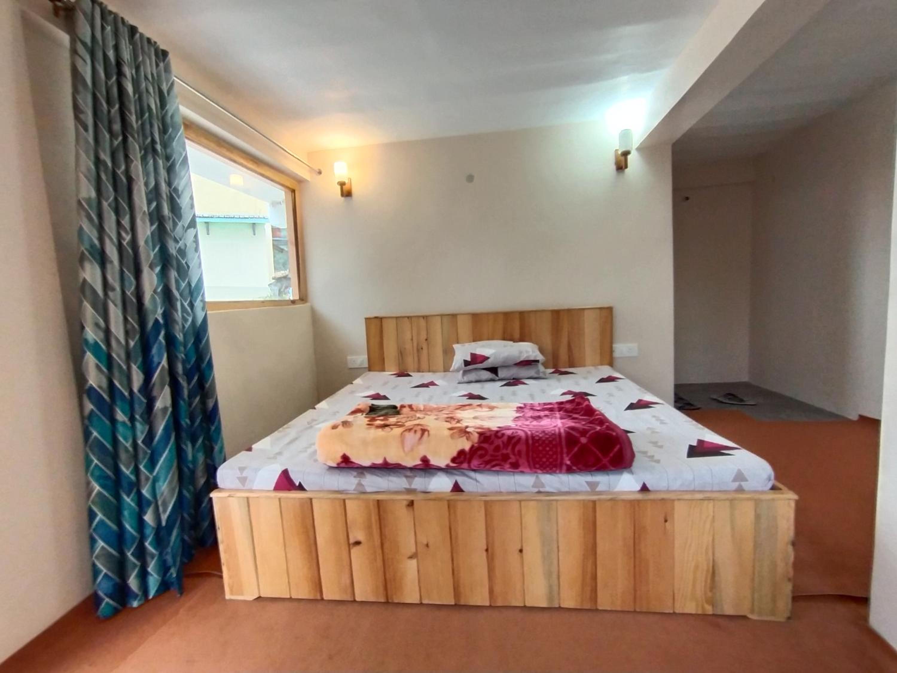 Double Room with Mountain View - Photo 17