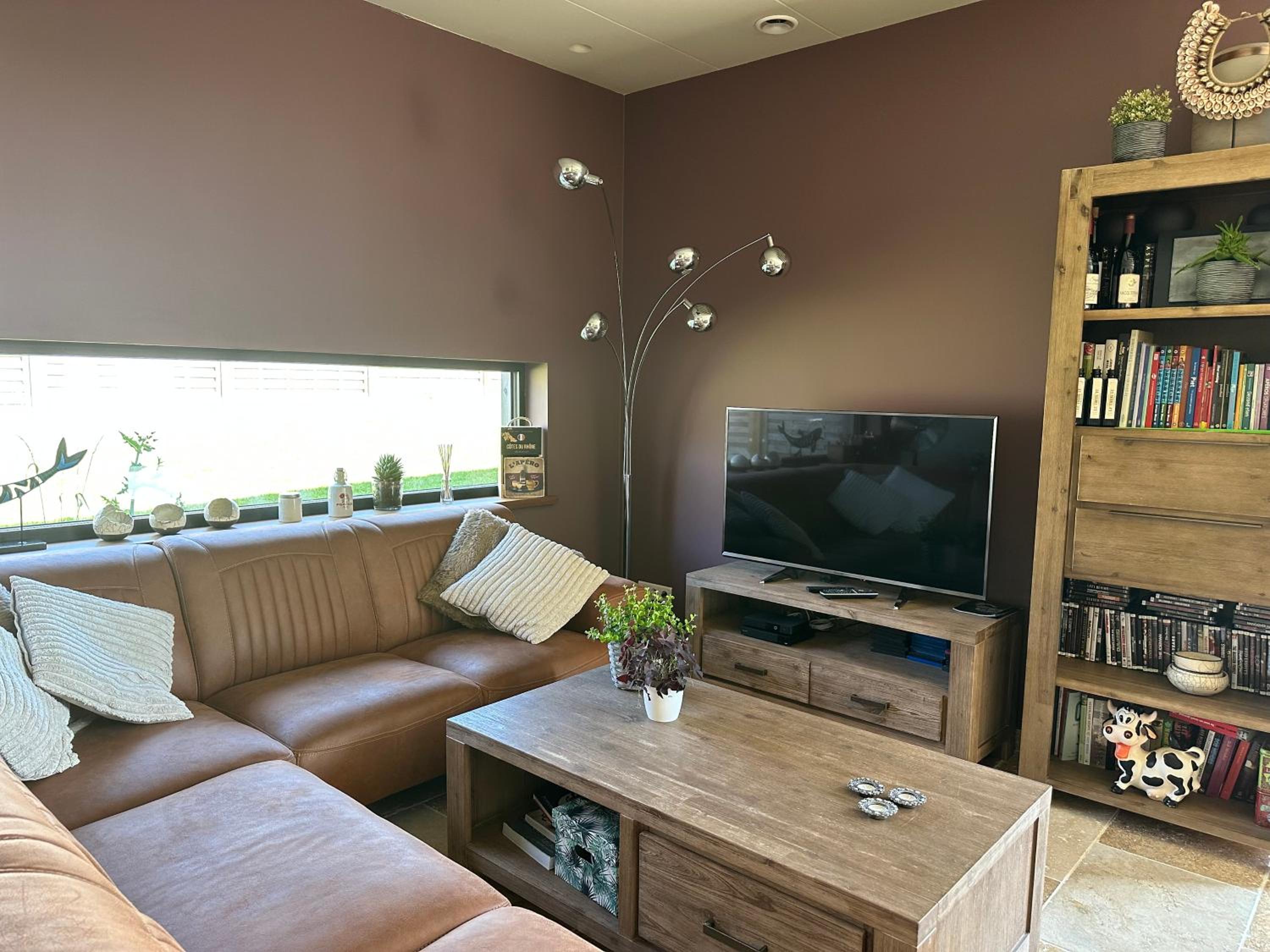 Three-Bedroom House photo 3