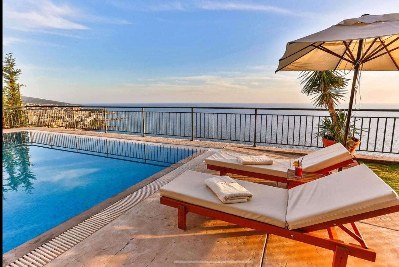 Villa with Private Pool photo 2