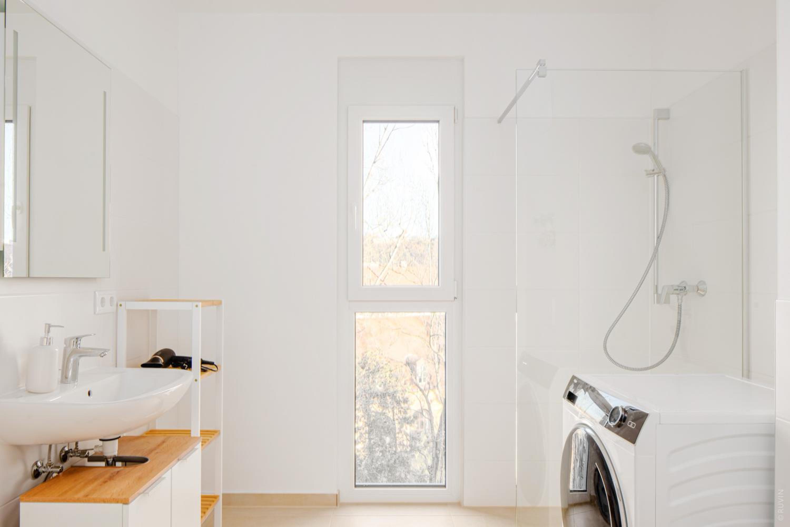 Studio Apartment photo 2