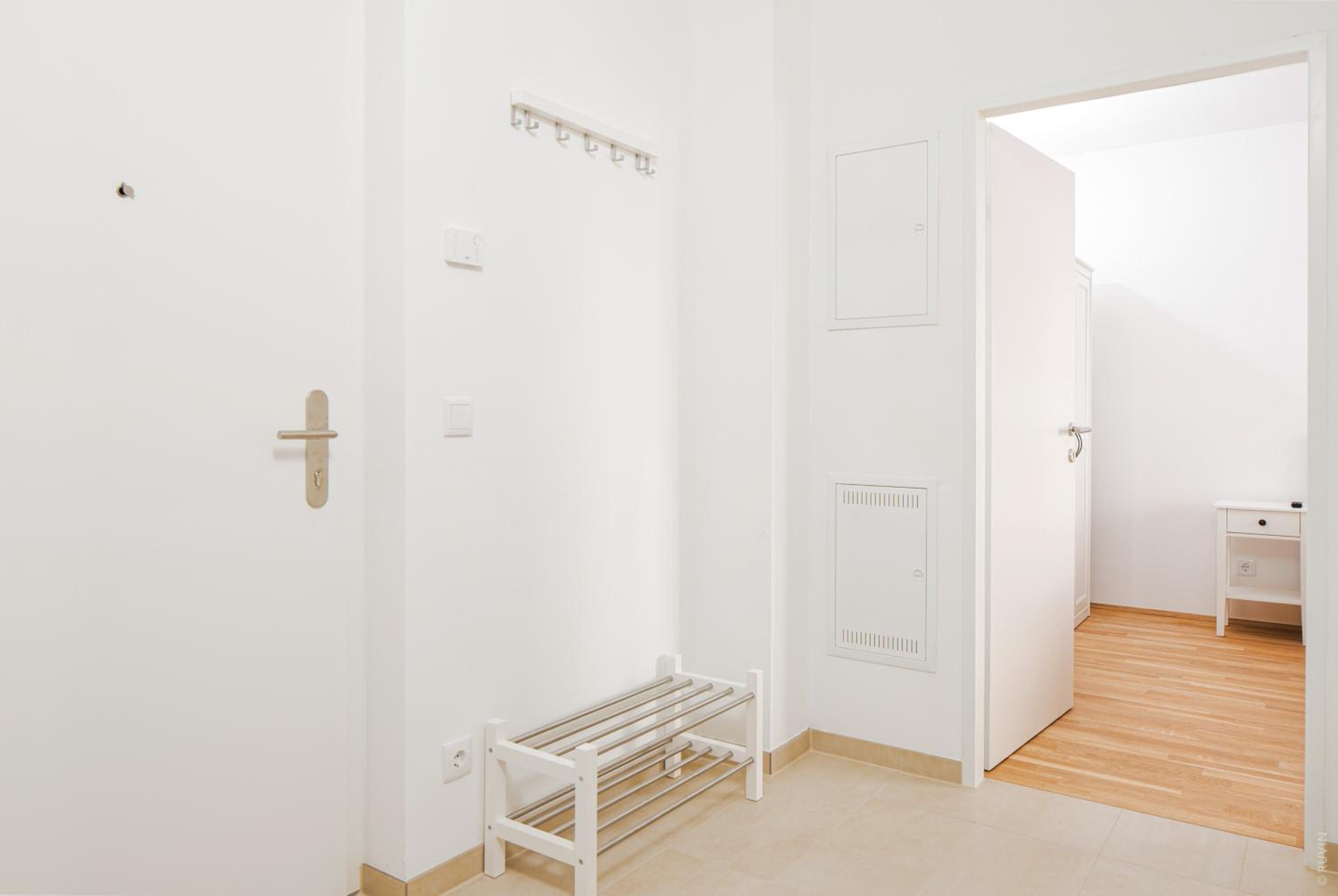 Studio Apartment photo 2