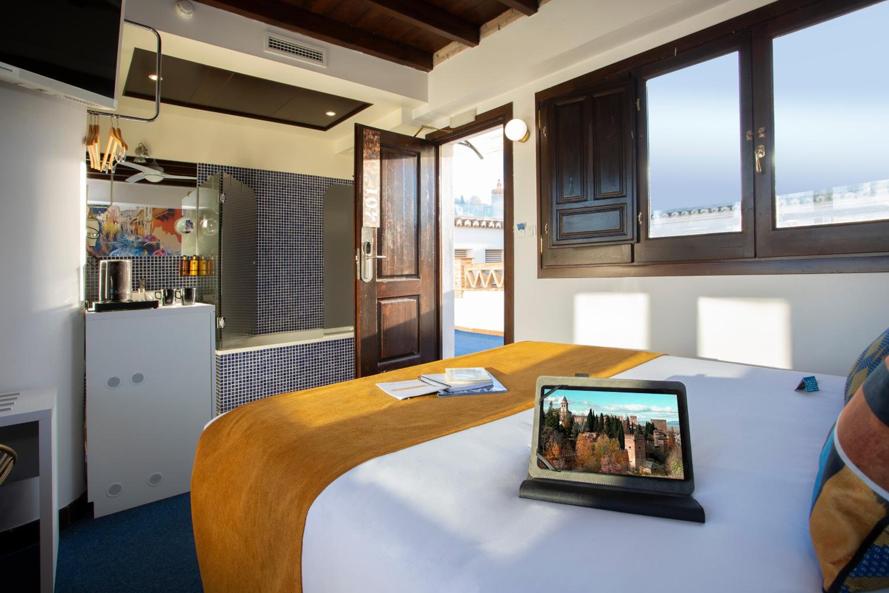 Double Room with Terrace - Photo 1