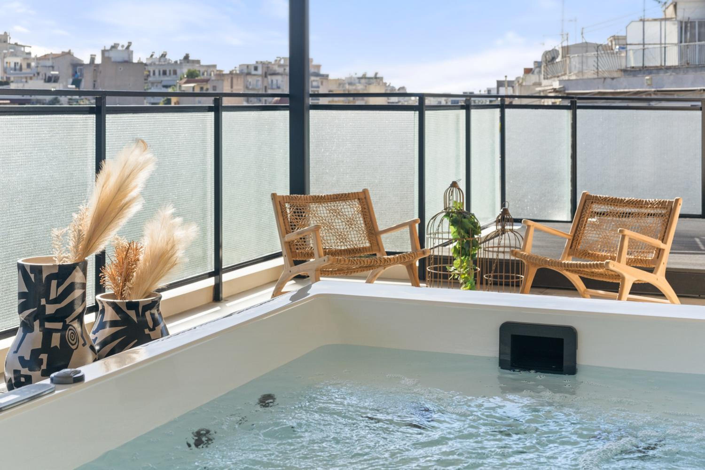 King Suite with Pool View photo 3