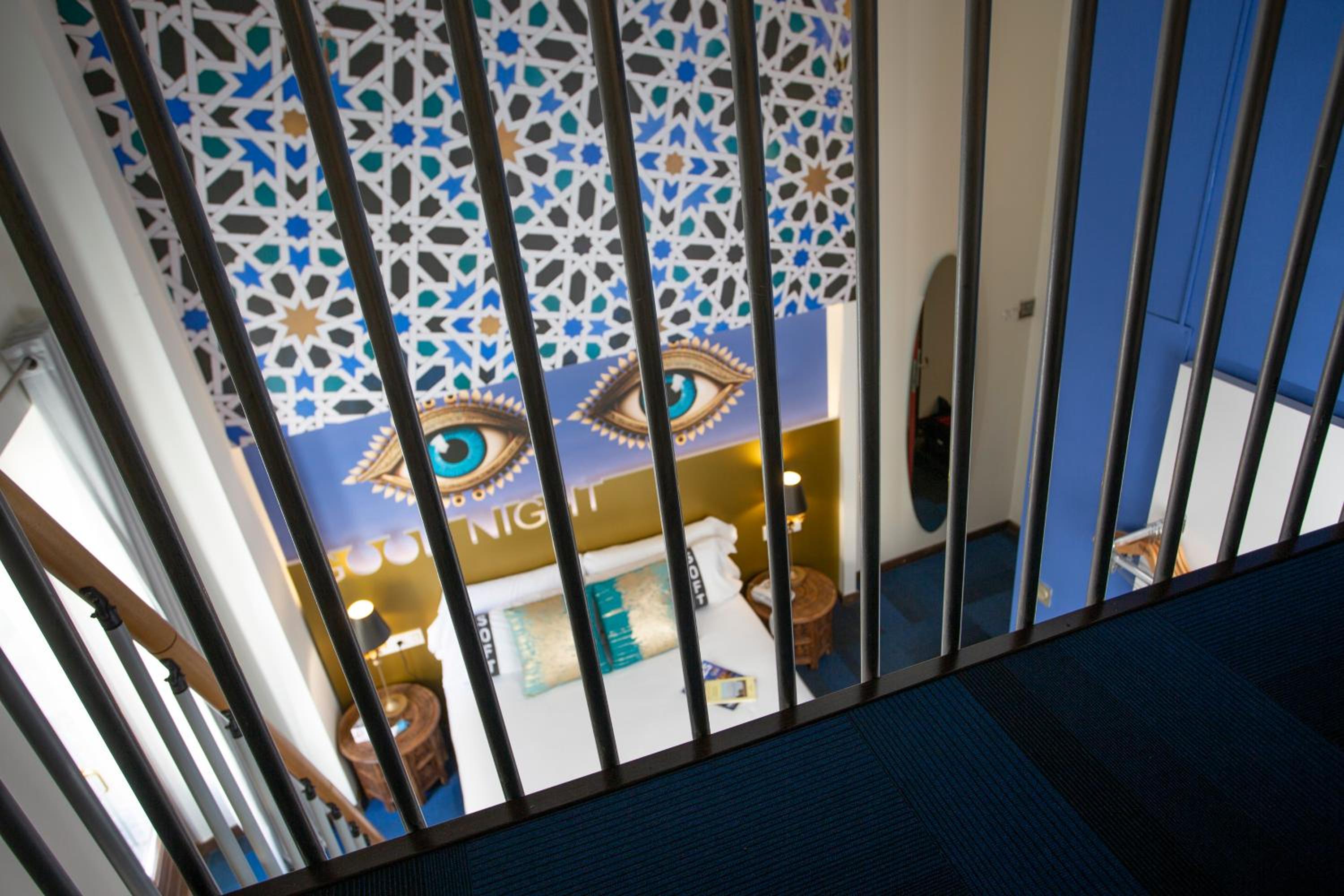 Triple Room with Balcony - Photo 18