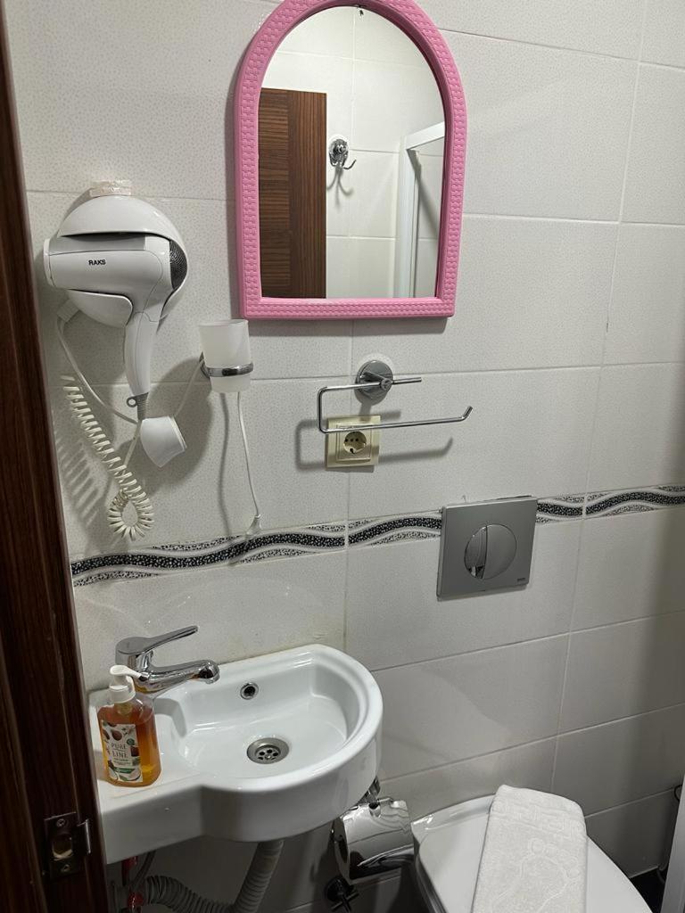 Double or Twin Room with Bathroom photo 3