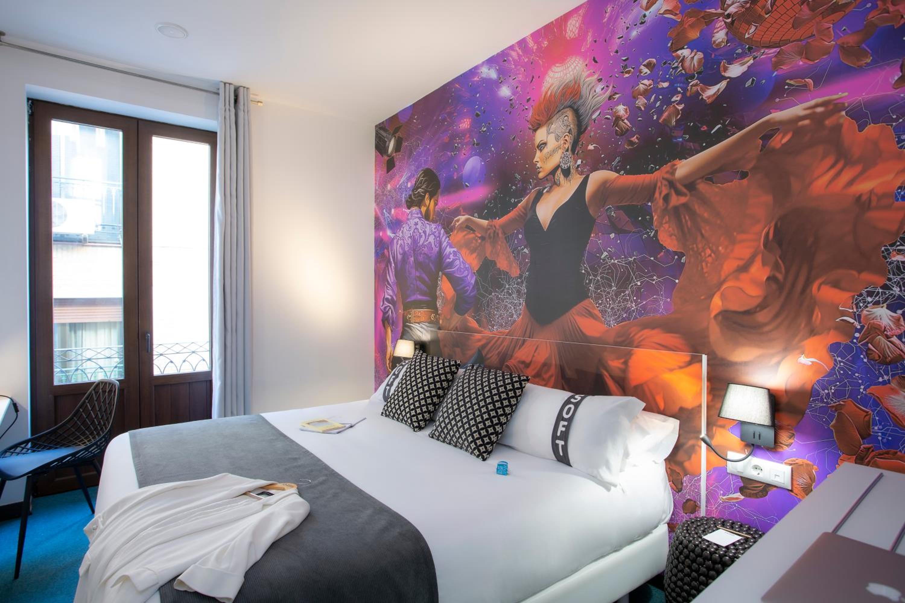 Triple Room with Balcony - Photo 10