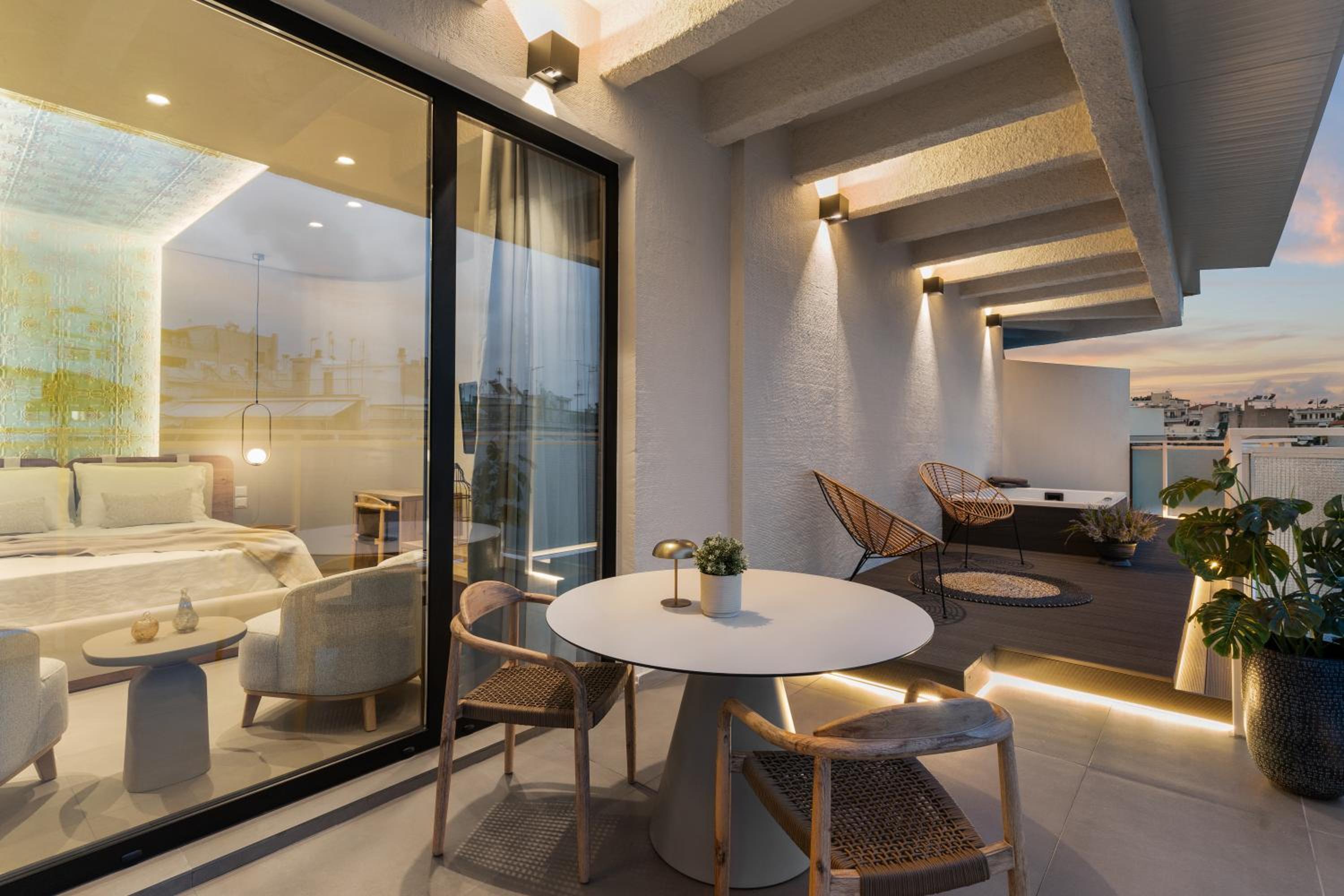 Suite with Private Pool photo 3