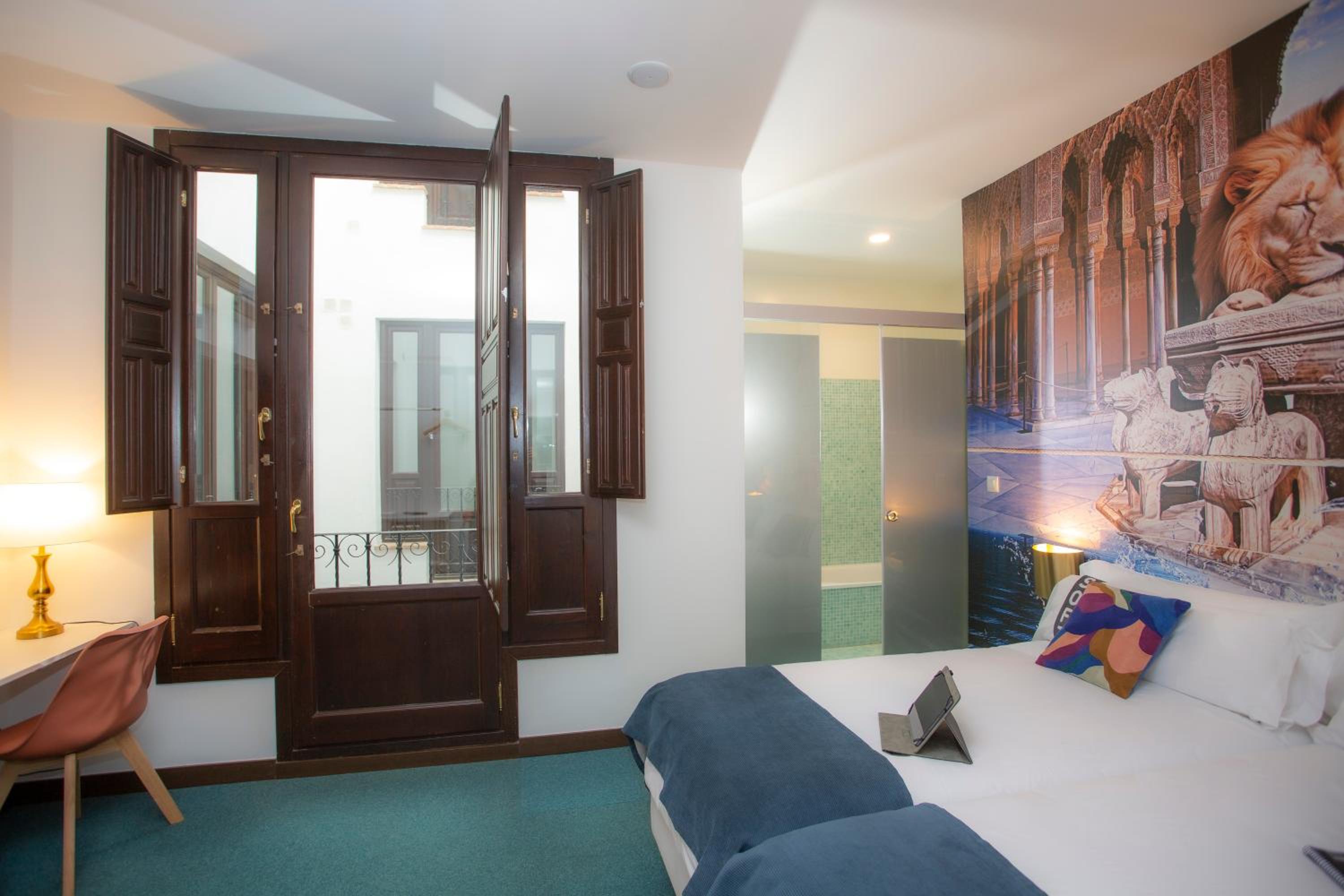 Double or Twin Room - Photo 4