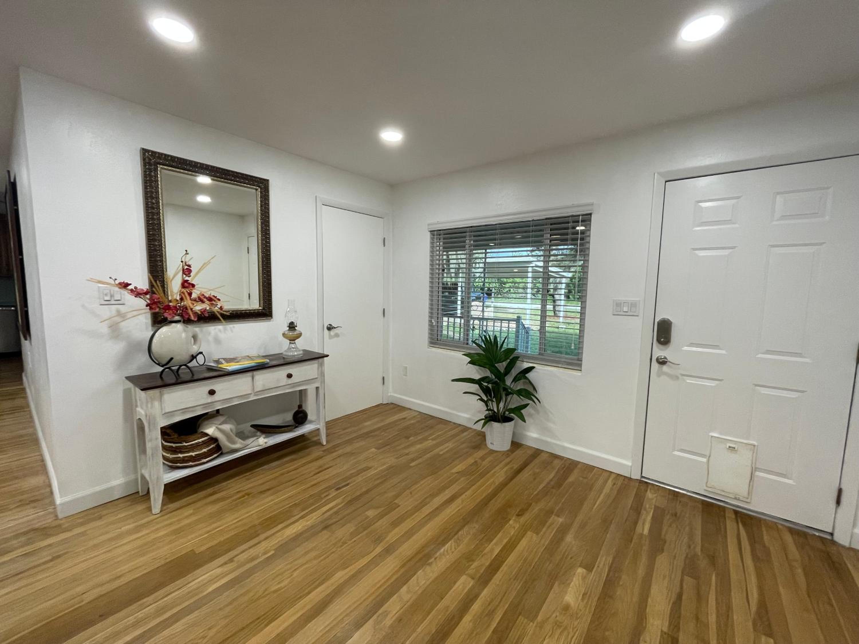 Three-Bedroom House photo 1