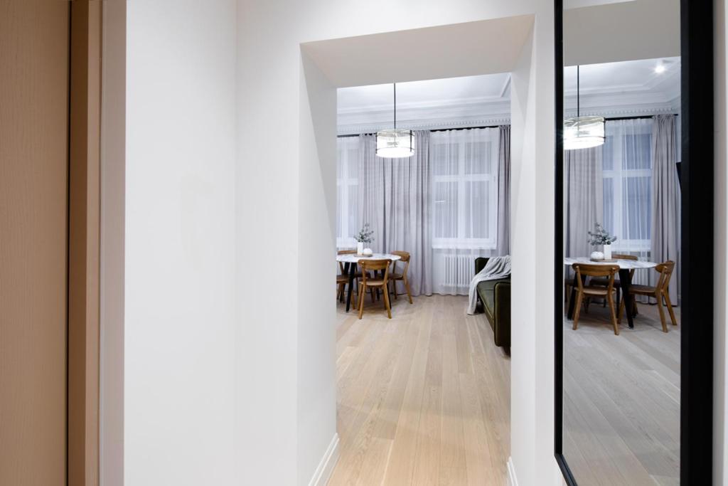 Deluxe Apartment photo 3