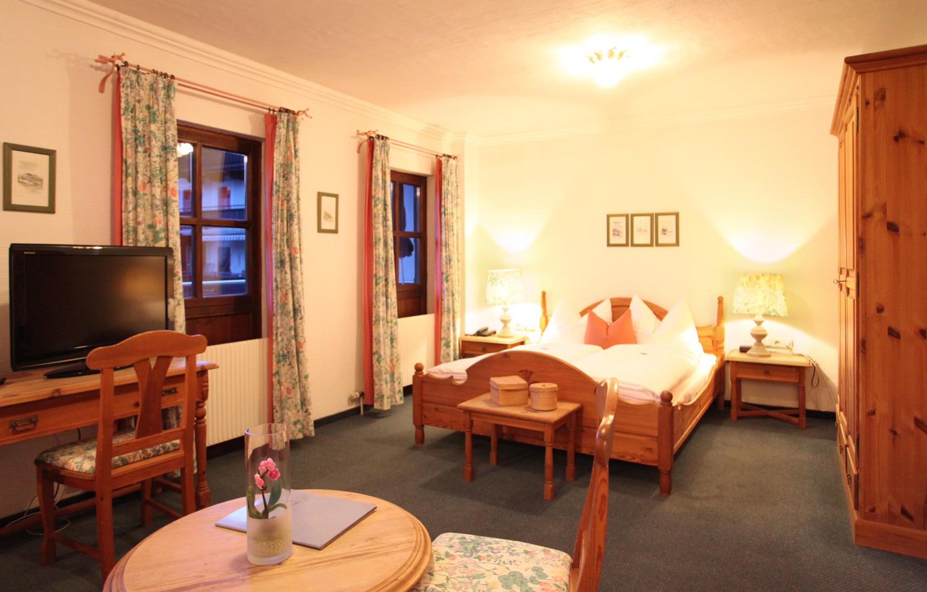 Superior Double Room - Photo 3
