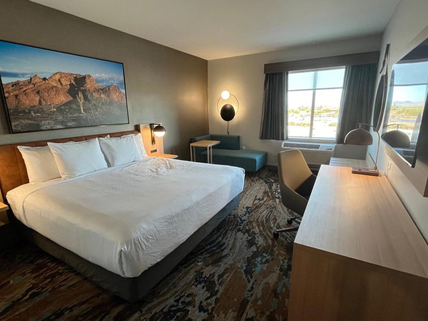 Standard King Room - Photo 2