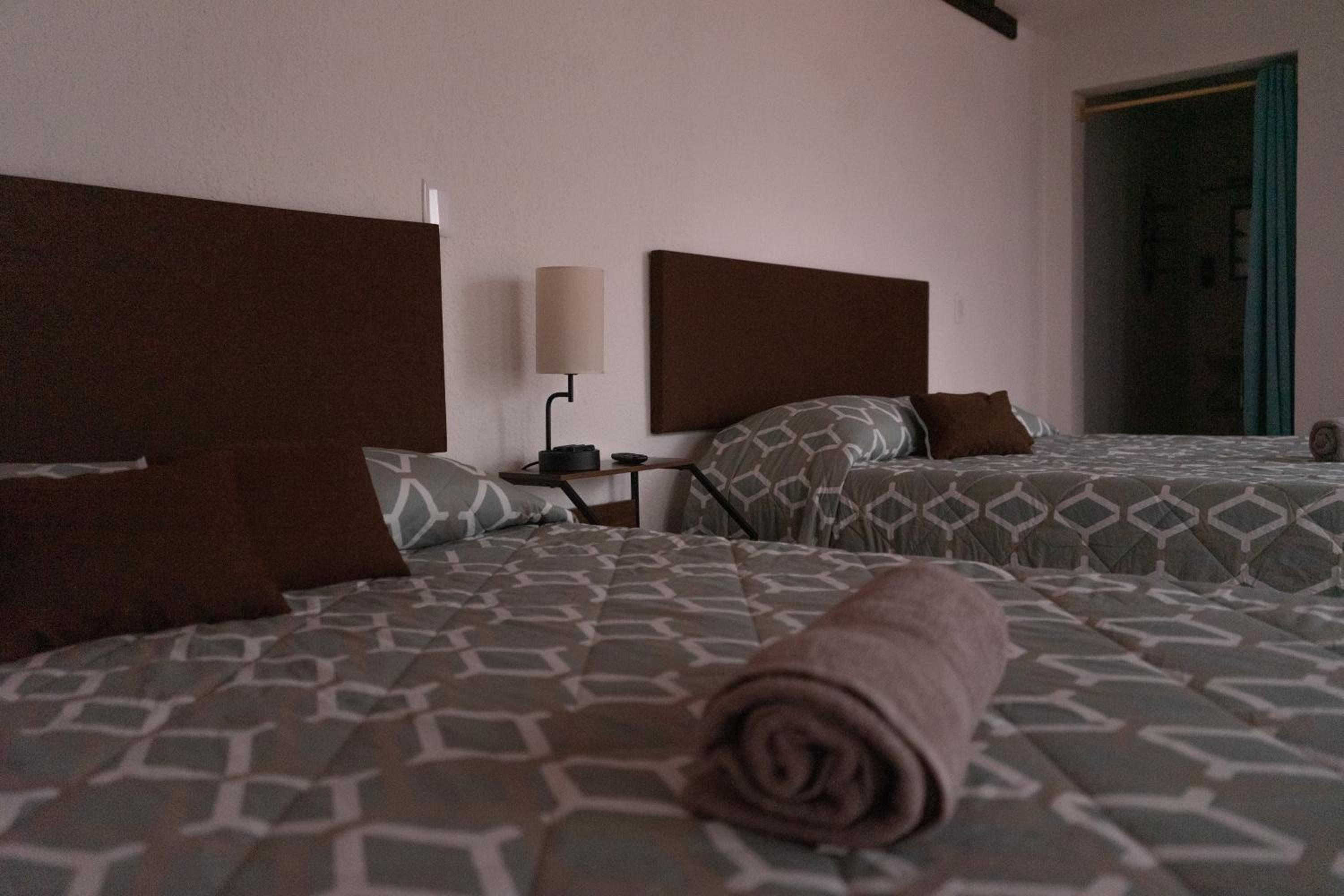 Twin Room - Disability Access photo 2