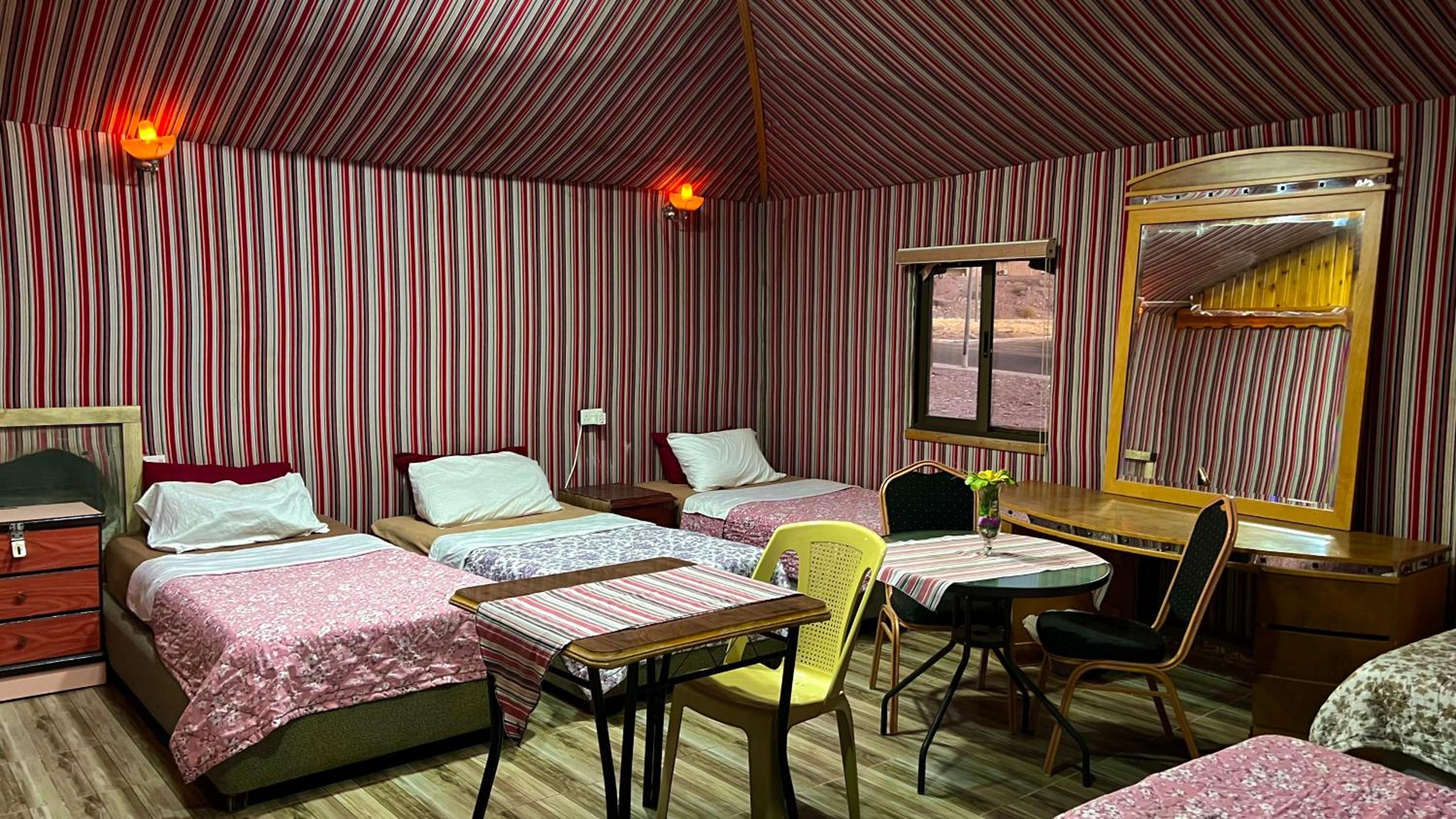 Bed In 8-Bed Mixed Dormitory Room photo 1