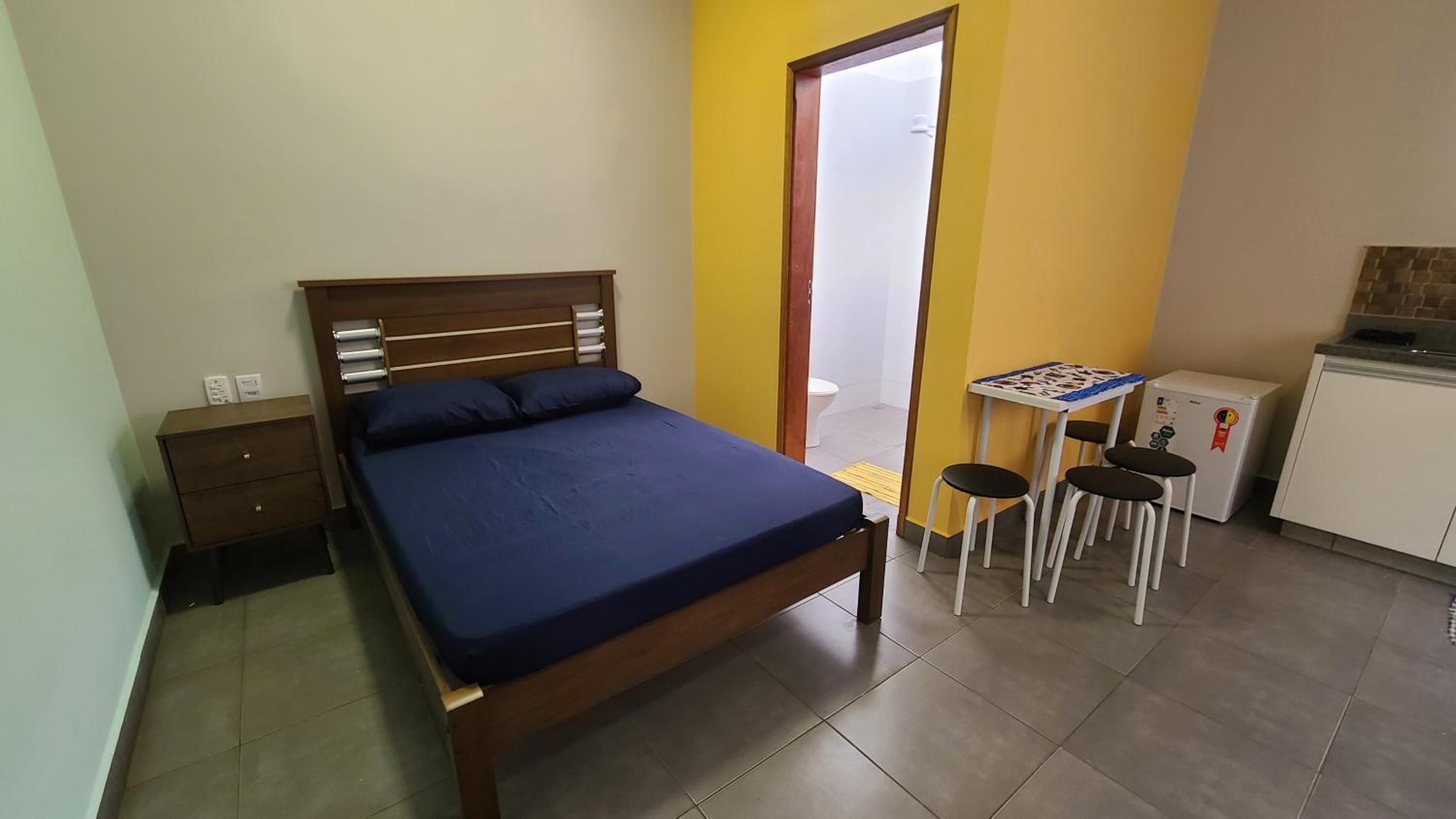 Studio Apartment photo 1