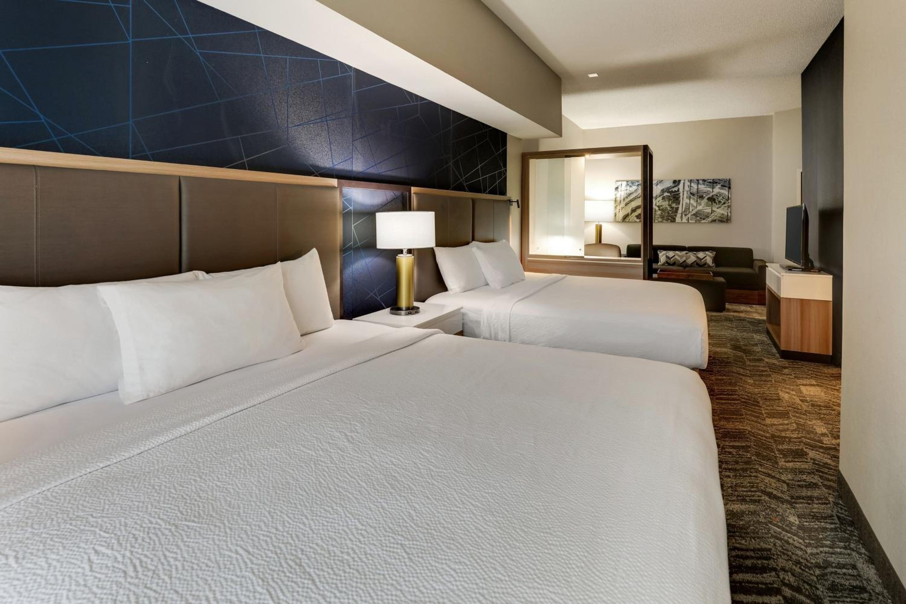King Suite with Two King Beds and Sofa Bed - Photo 4