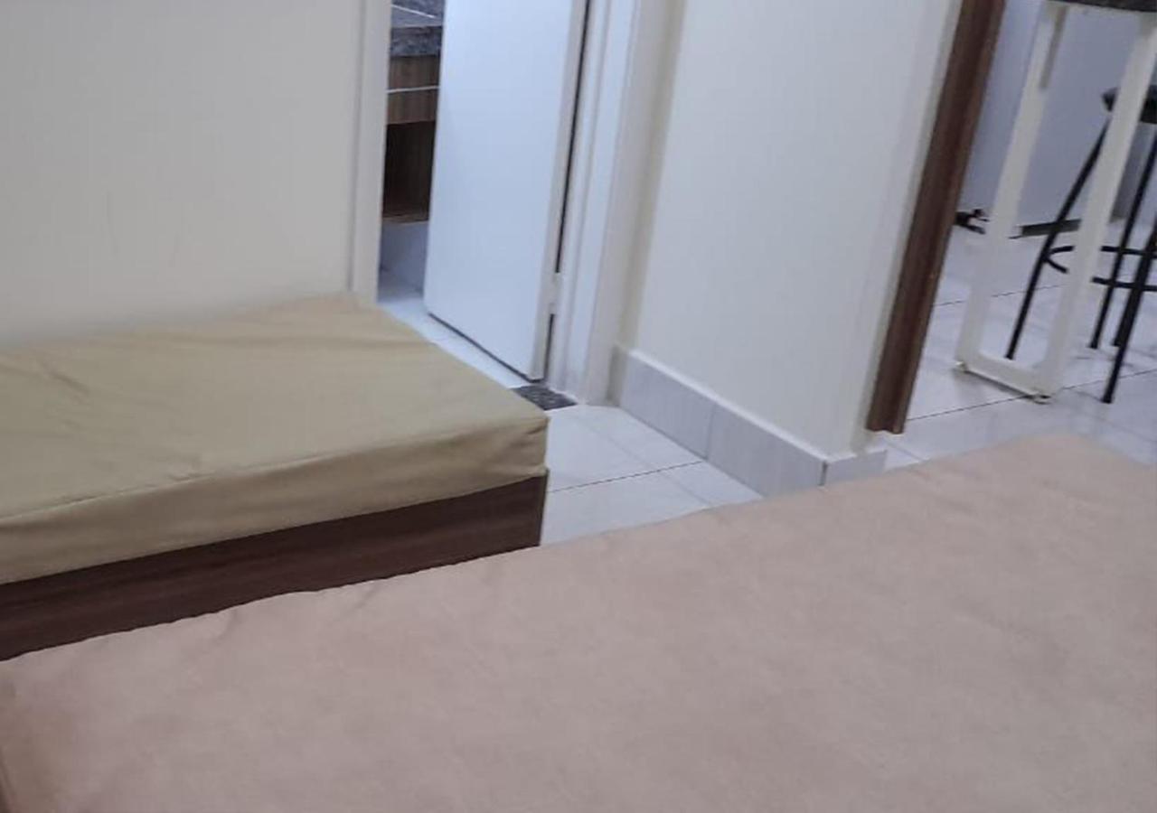 One-Bedroom Apartment - Photo 3