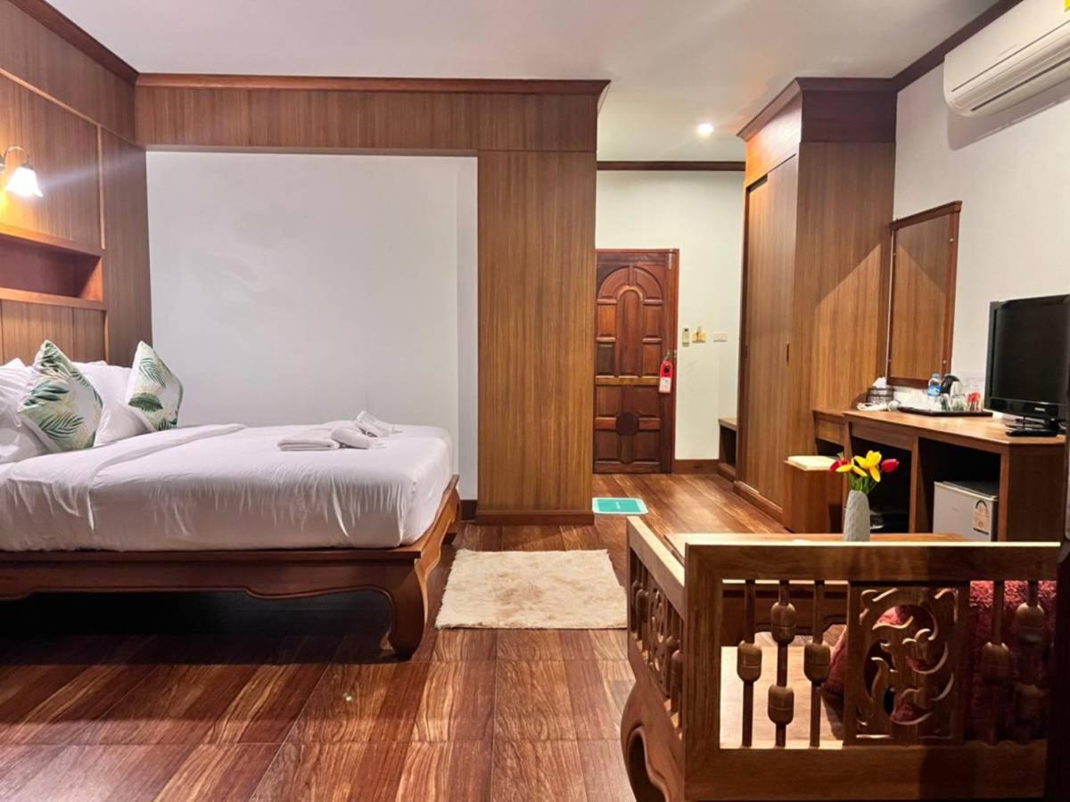 Superior Bungalow with Sea View - Photo 8
