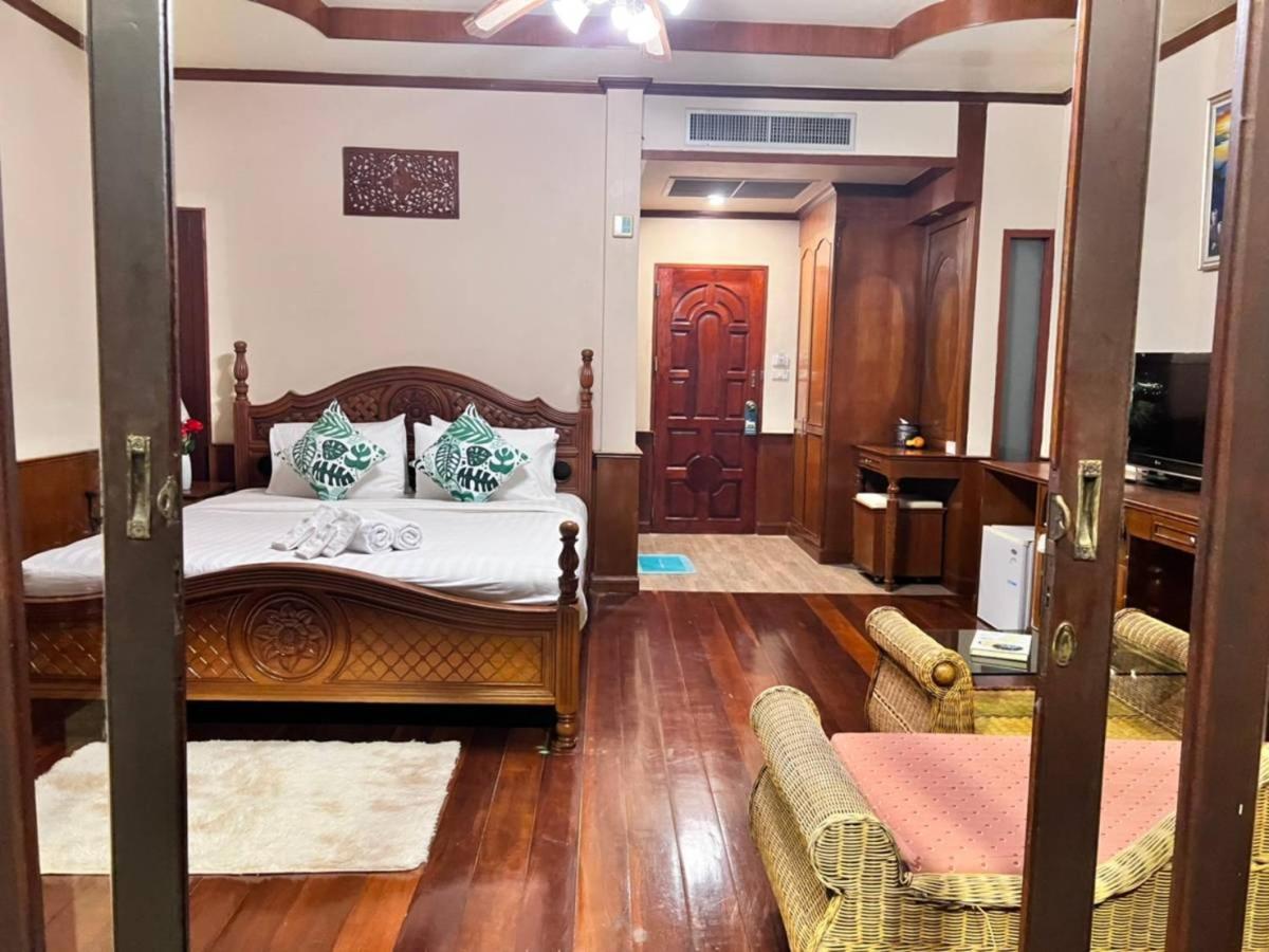 Superior Bungalow with Sea View - Photo 5