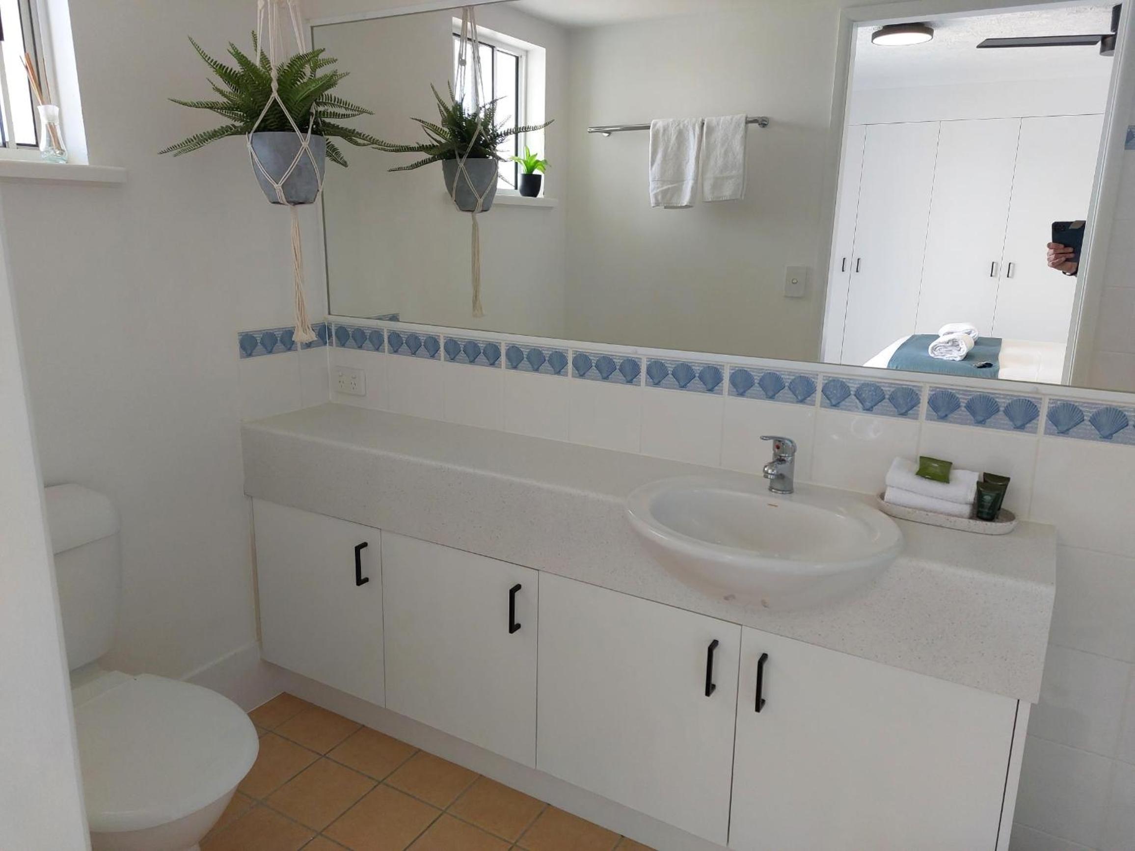 Deluxe Triple Room with Sea View photo 2