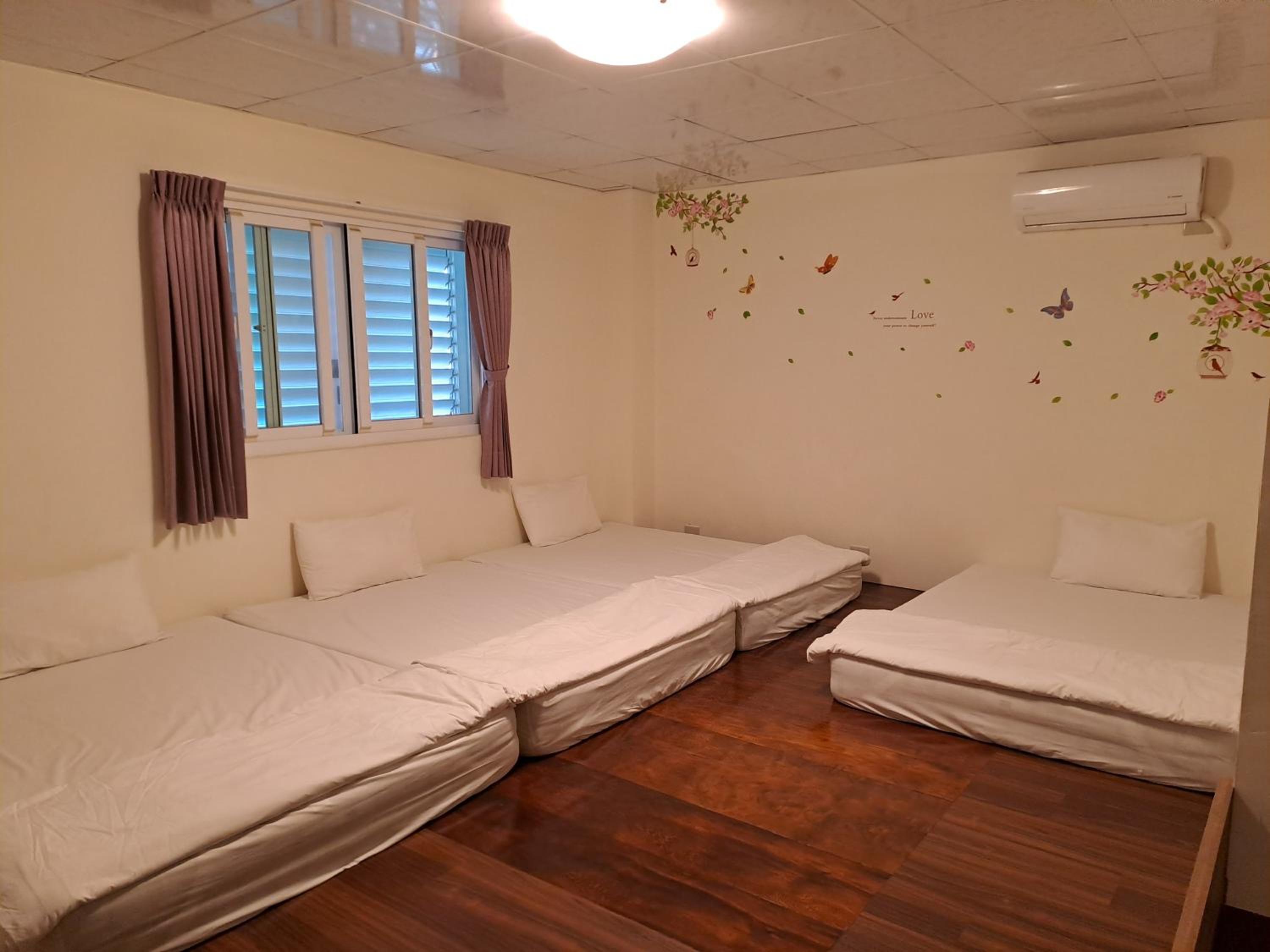 Quadruple Room with Garden View photo 3