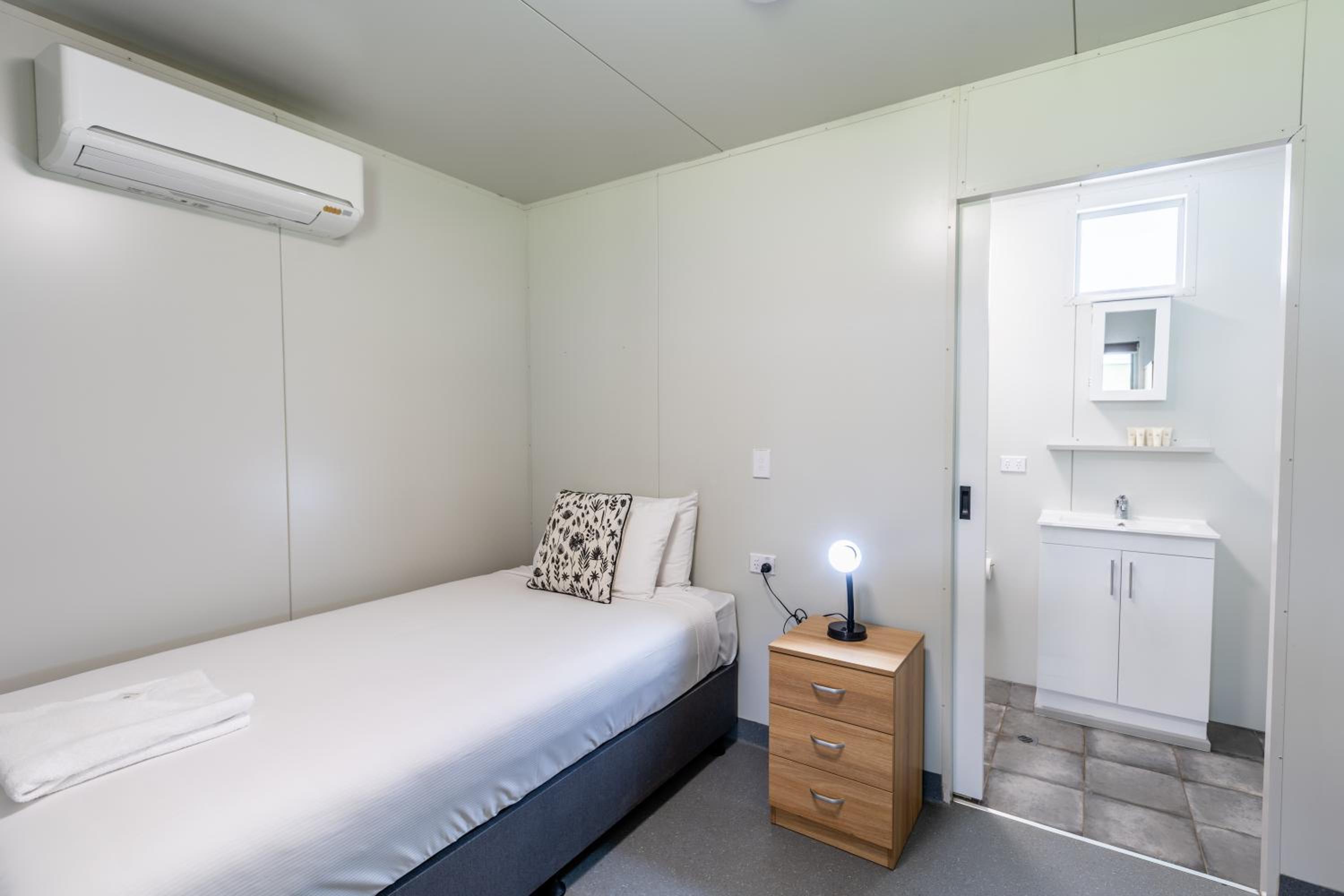 Single Room photo 1
