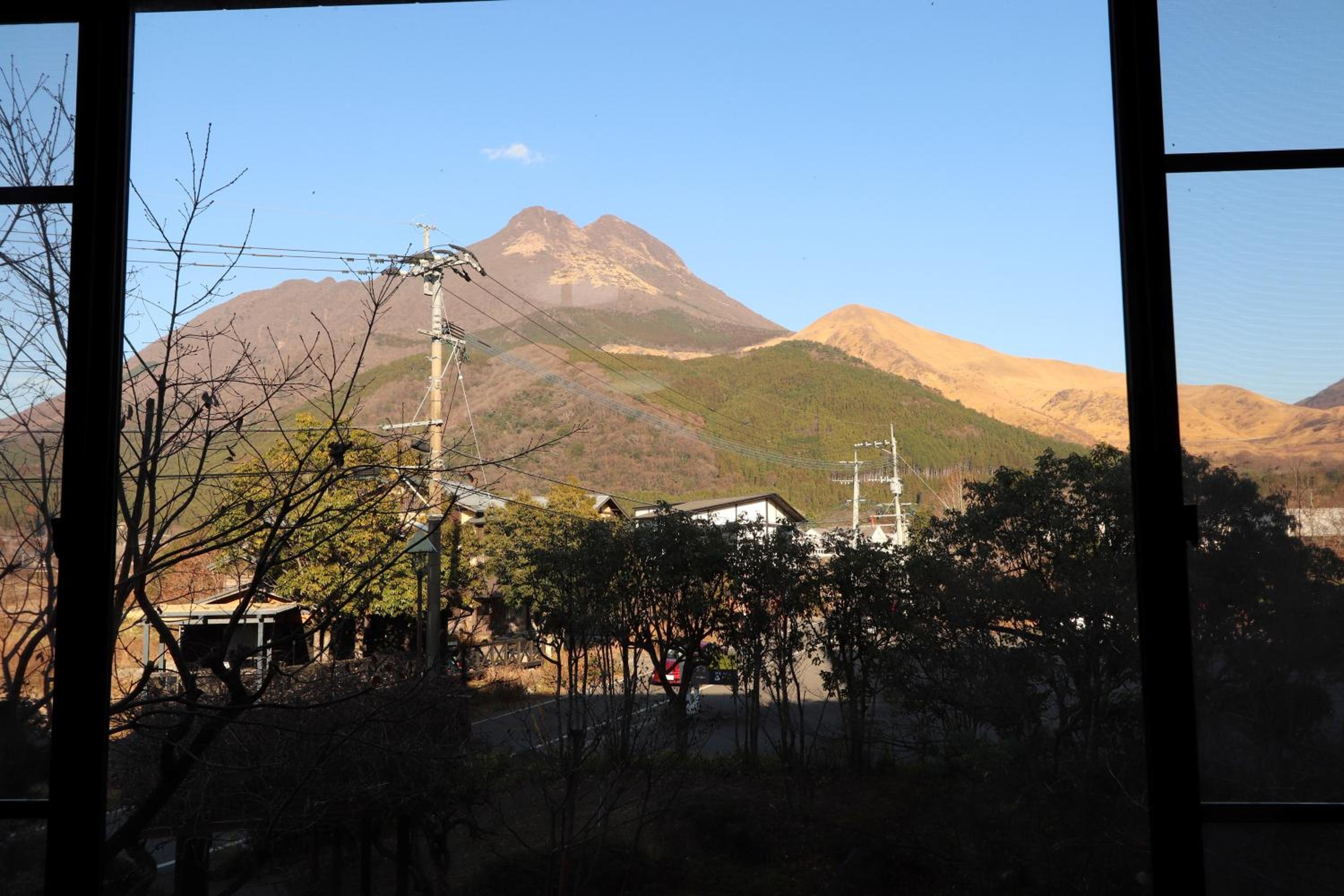 Japanese-Style Superior Room with Mountain View photo 3