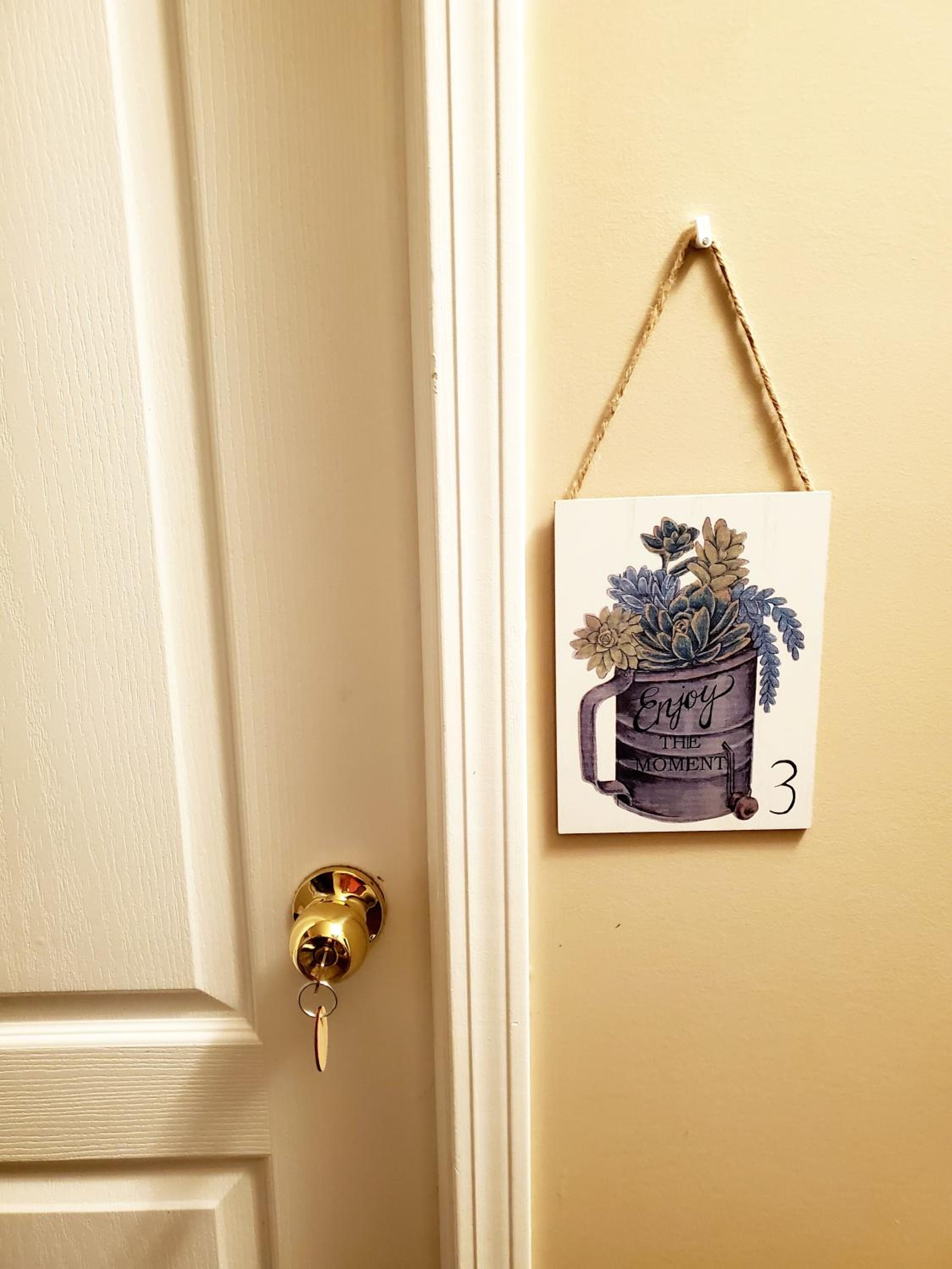 Single Room with Shared Bathroom photo 3