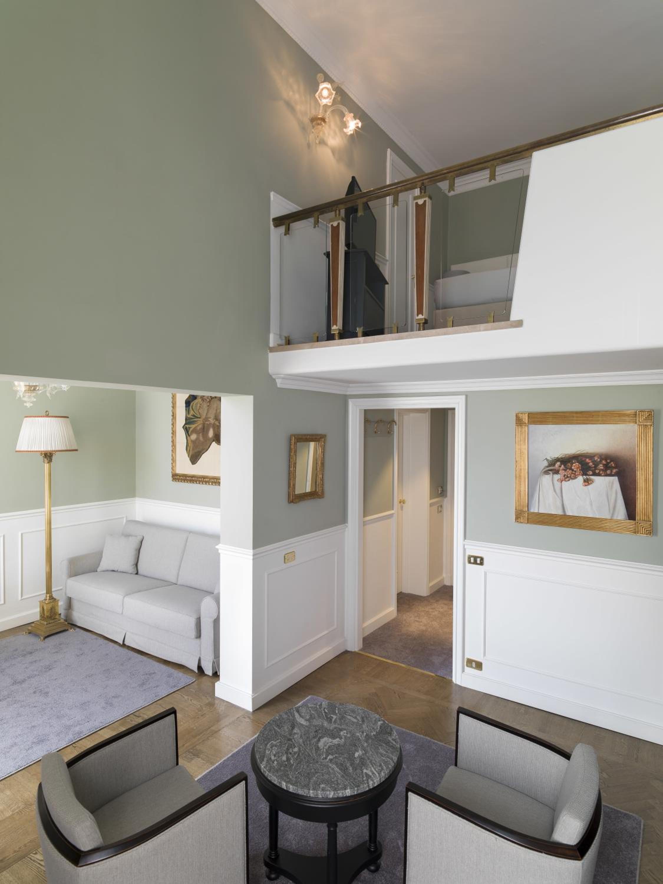 Family Suite - Split Level