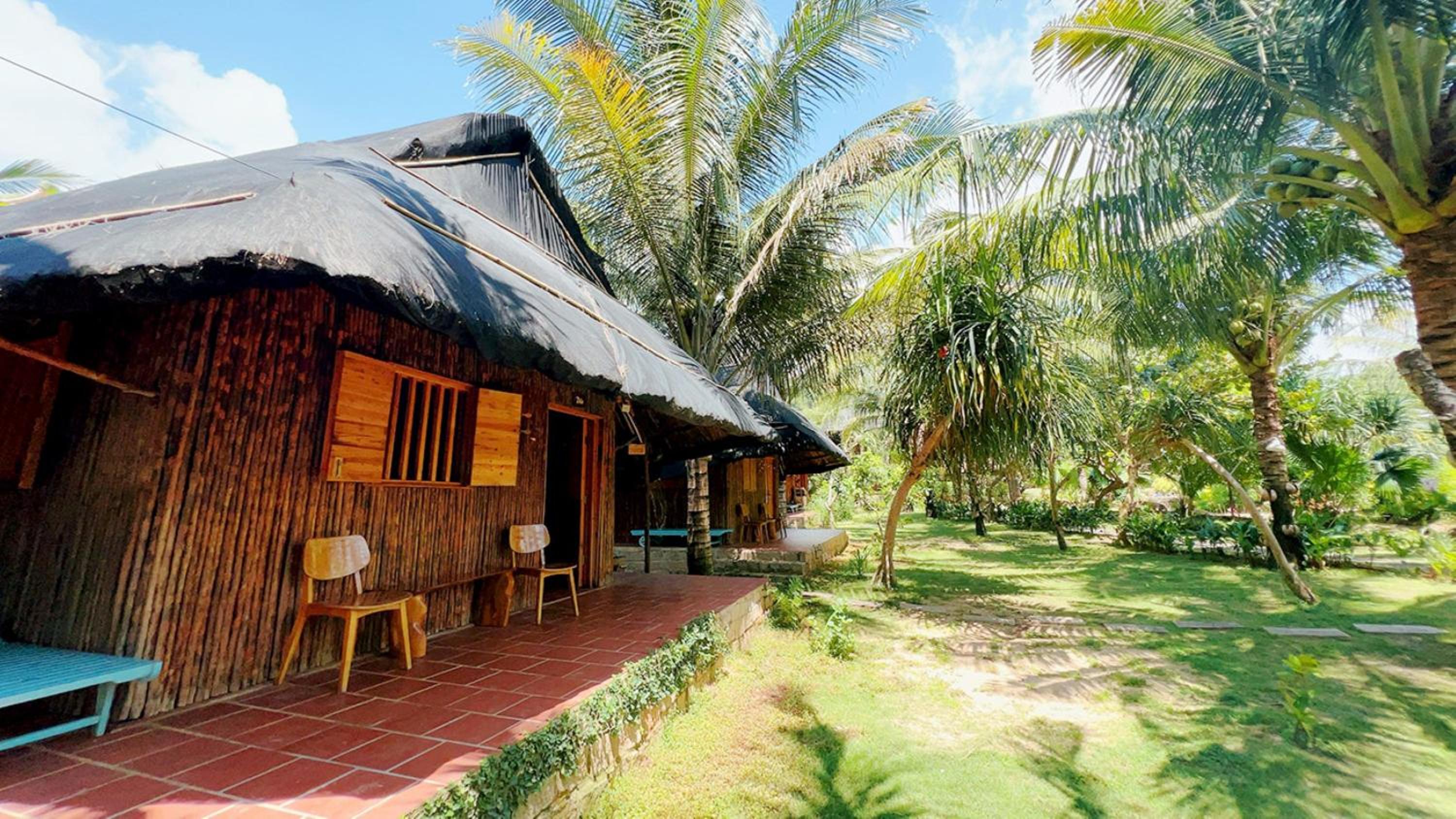Deluxe Bungalow With Sea View