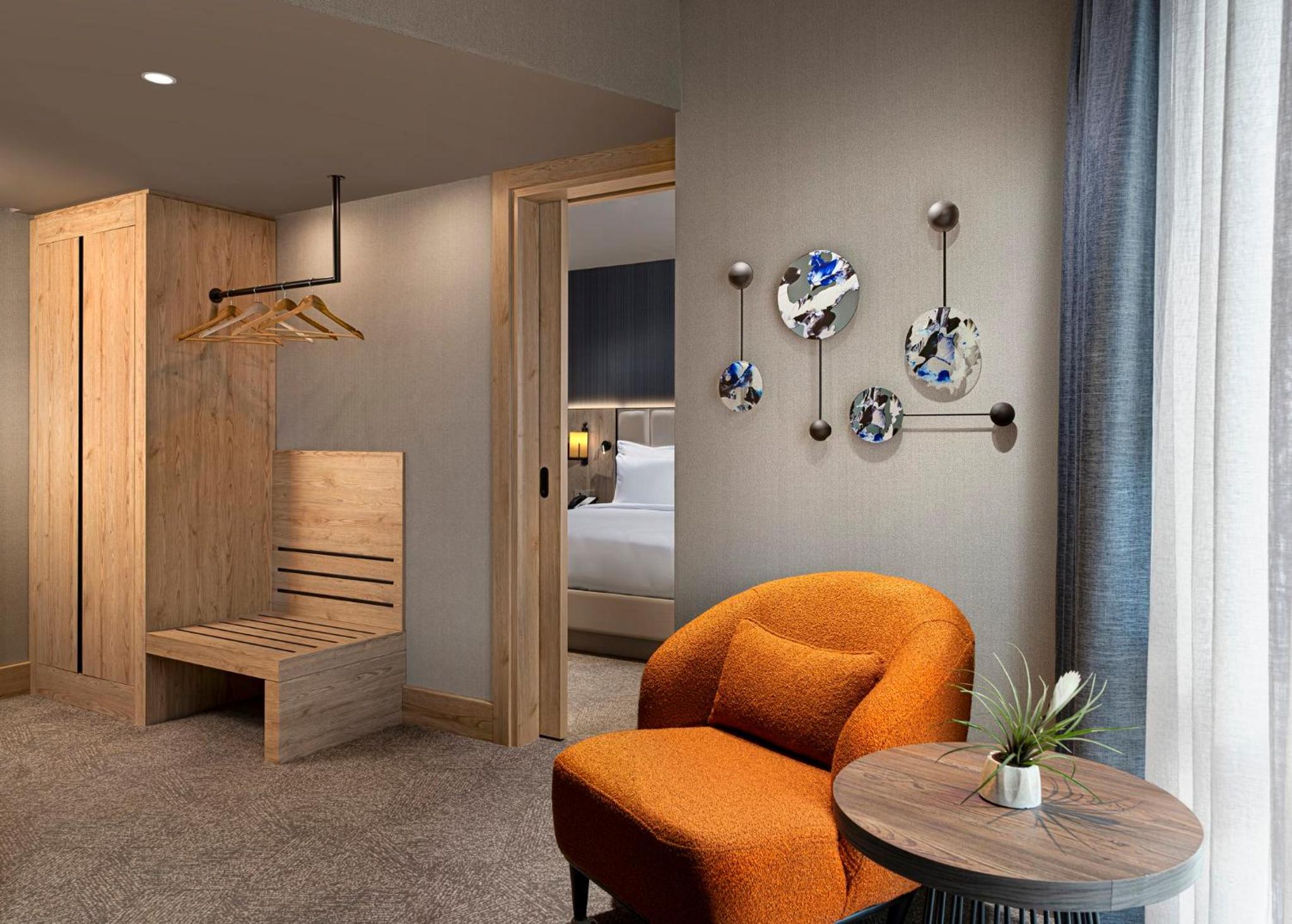 Junior King Suite with Sofa Bed