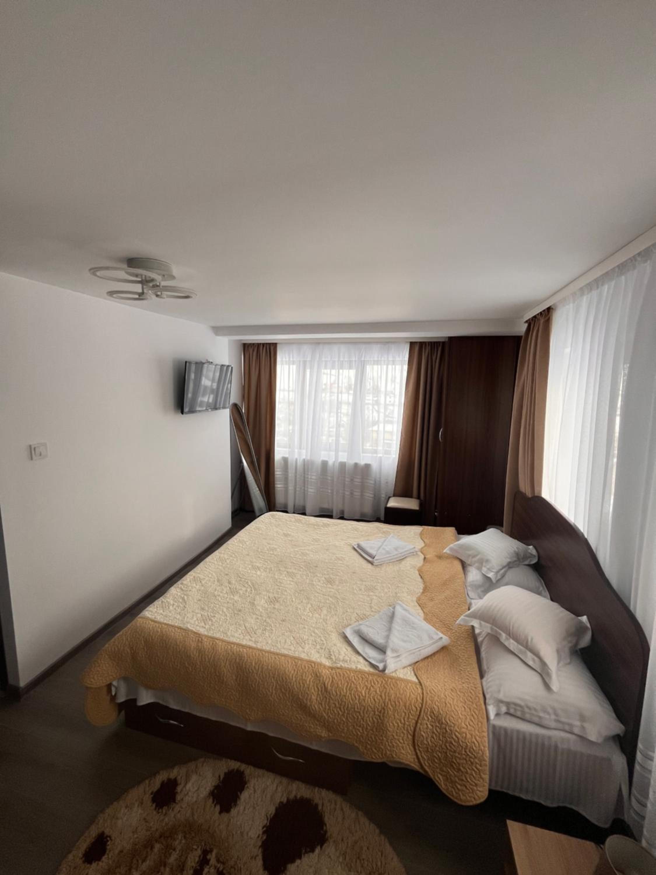 Double Room with Private Bathroom photo 2