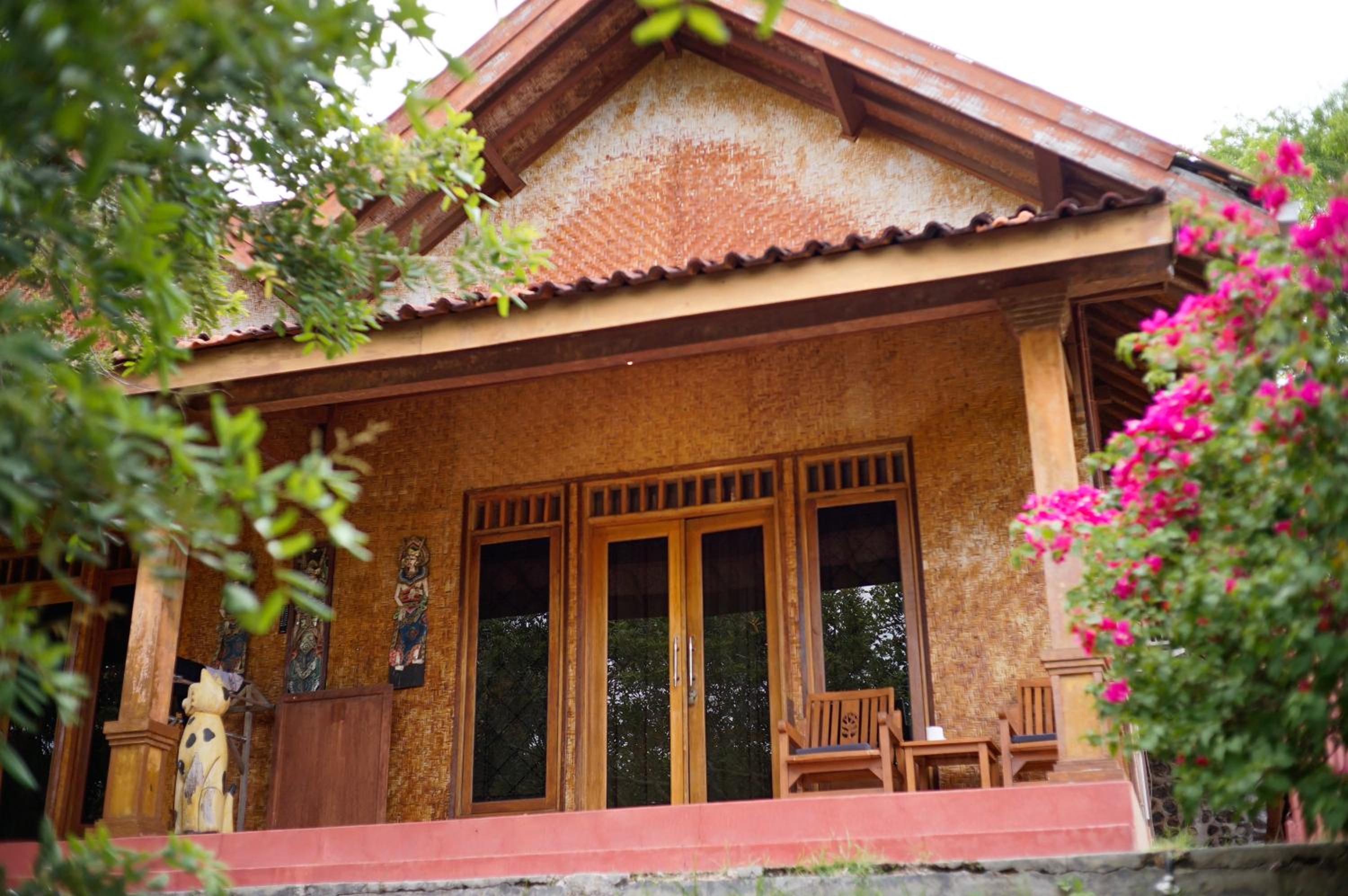 Villa photo 2