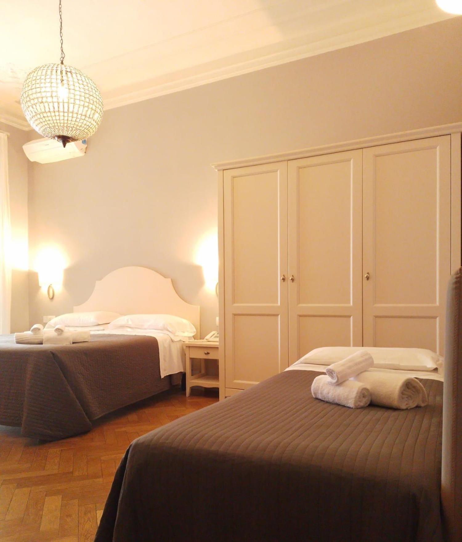 Superior Triple Room photo 3