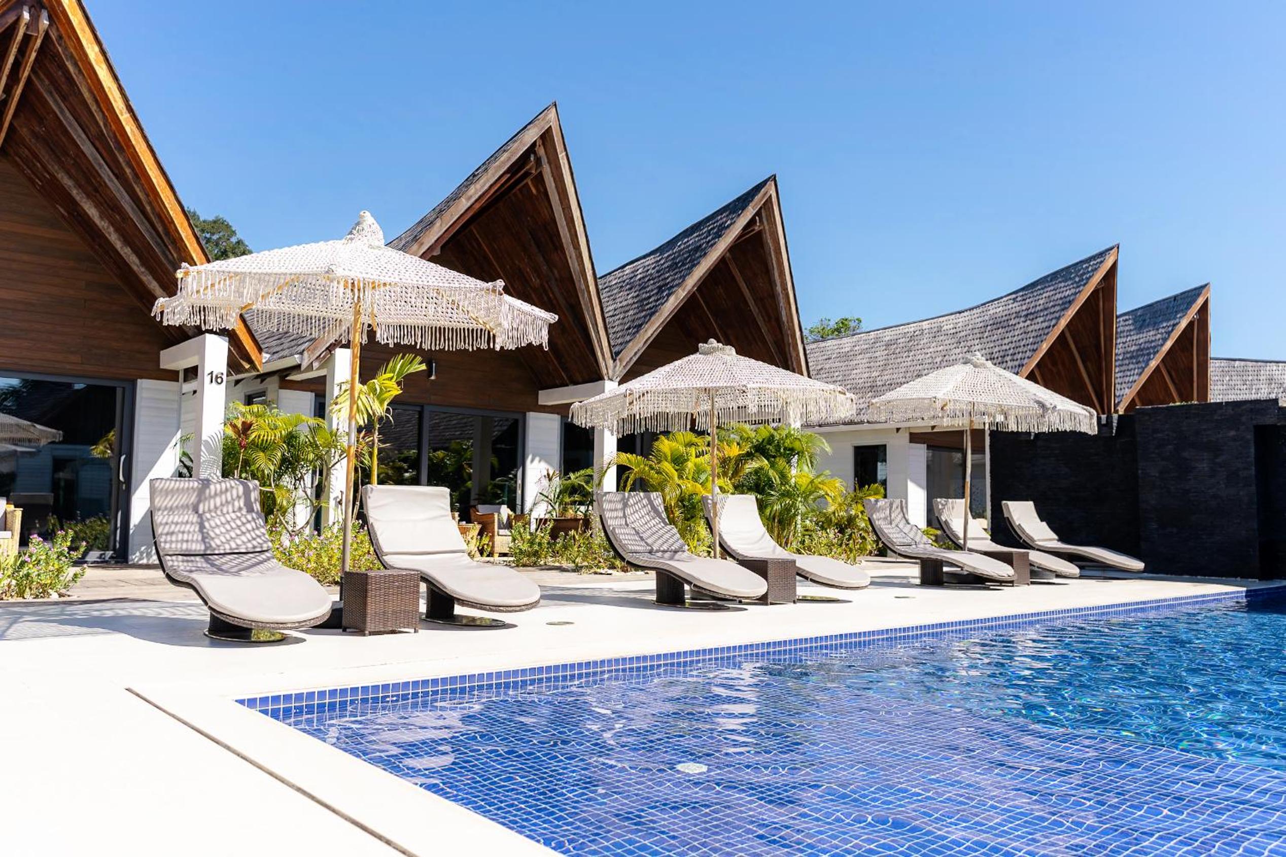 Apartment with Pool View  - Photo 10