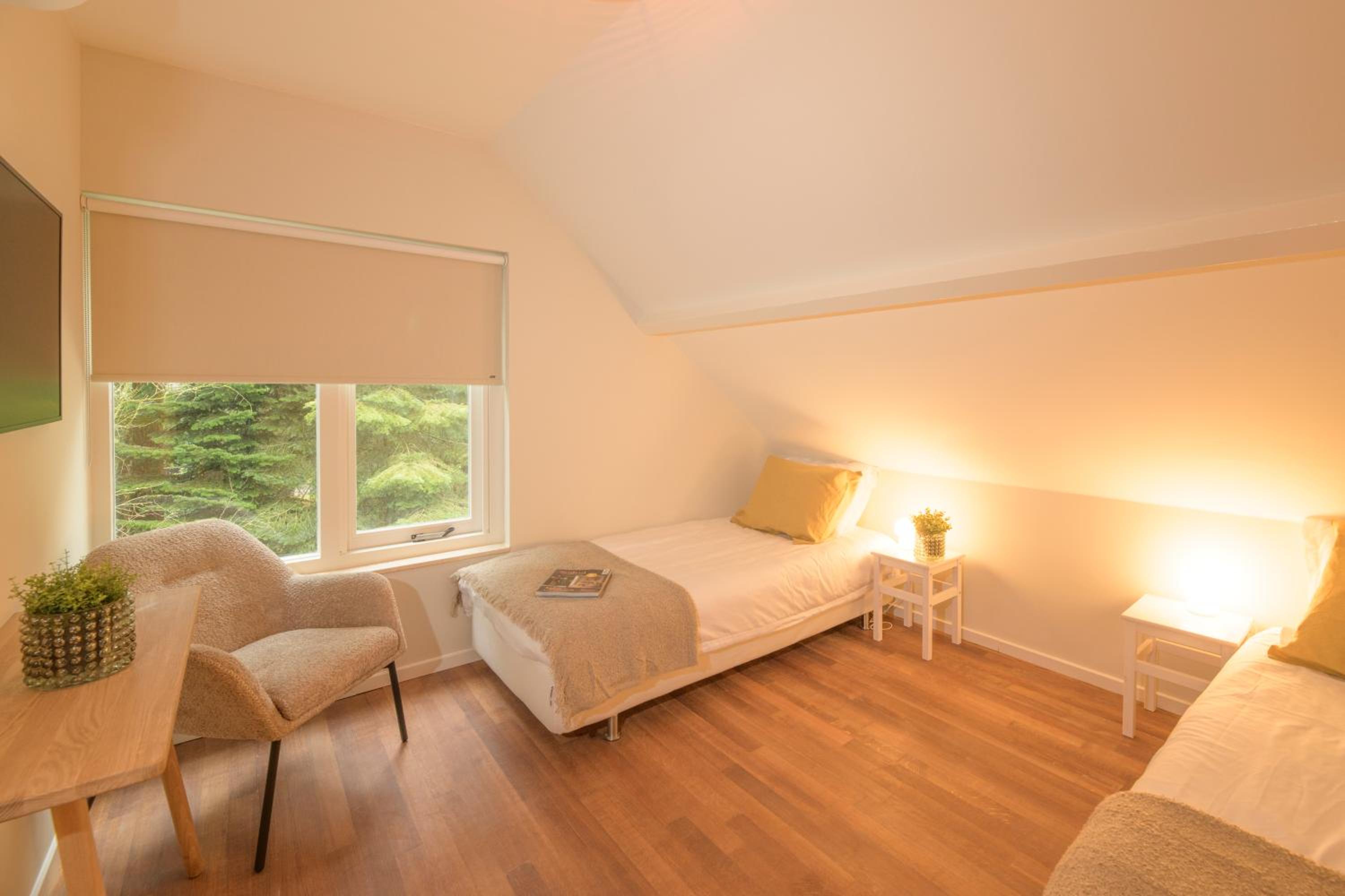 Twin Room With Private Bathroom photo 1