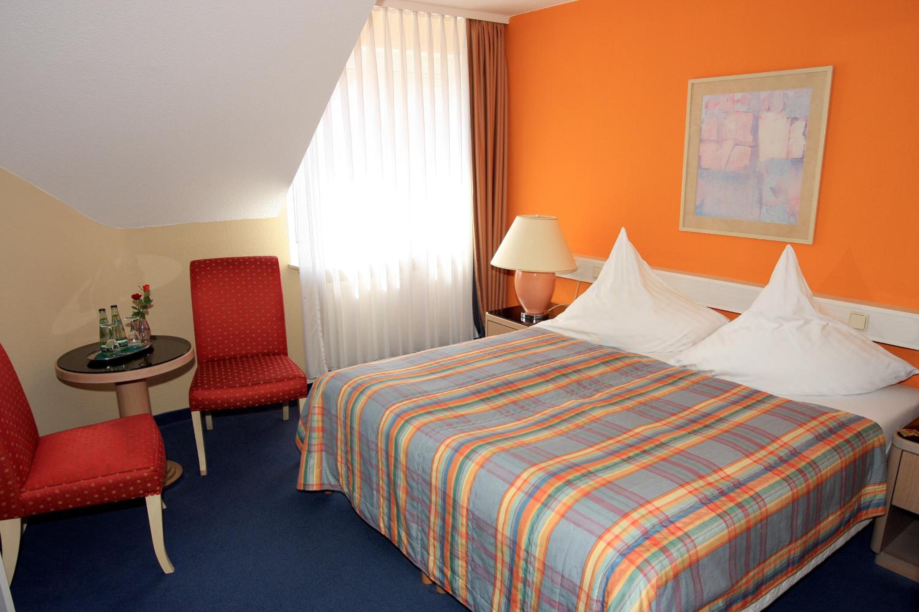 Double Room - Photo 7