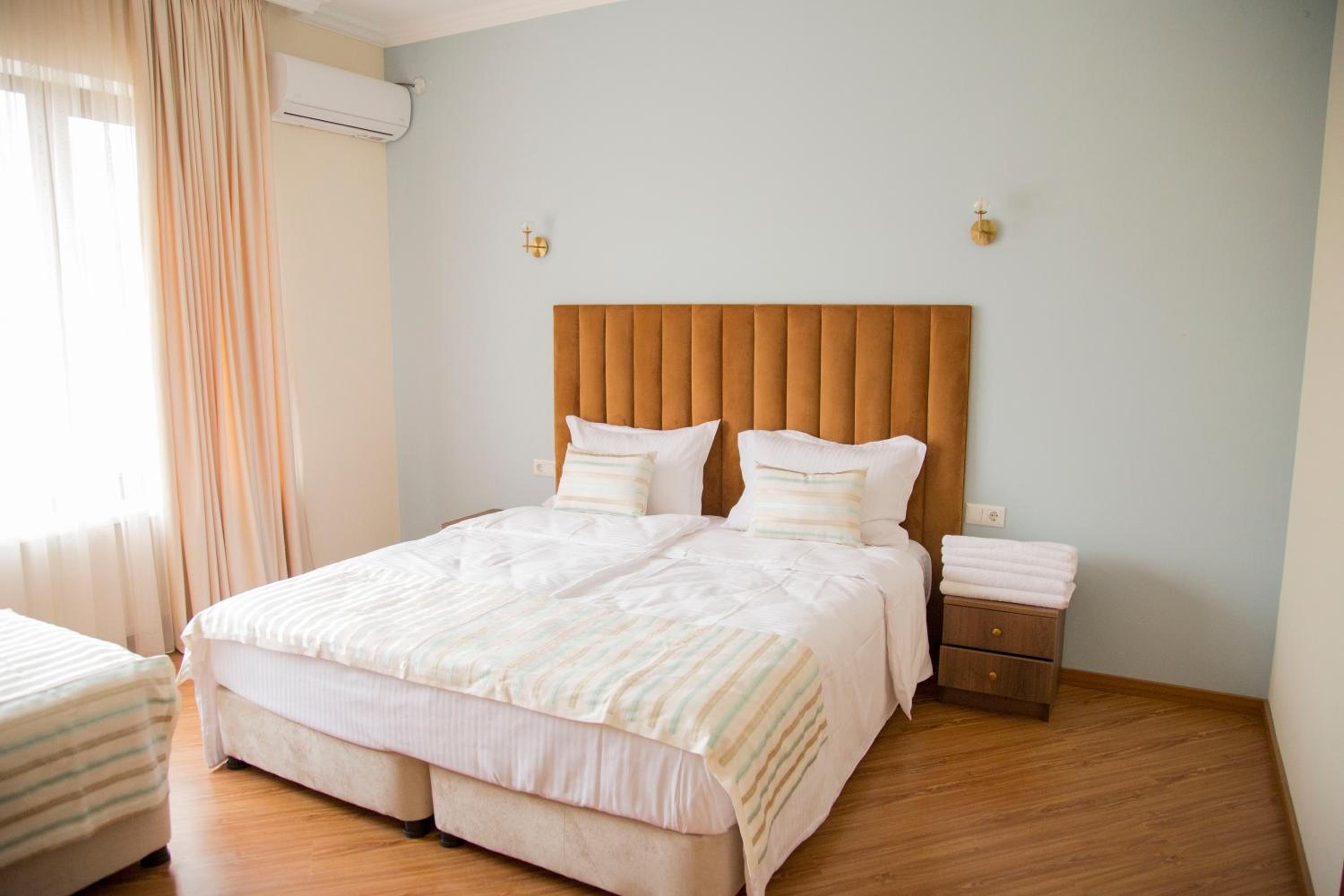 Triple Room - Photo 6
