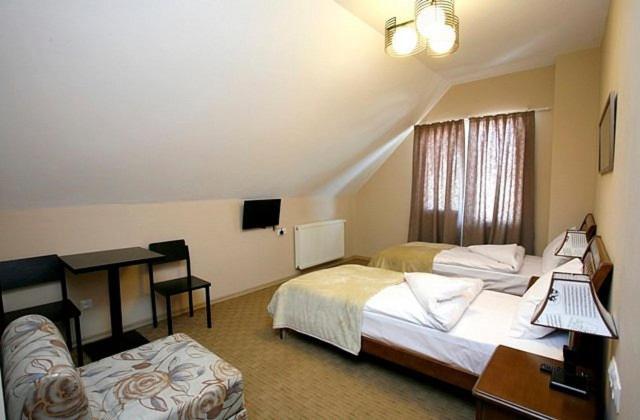 Double or Twin Room with Balcony photo 3