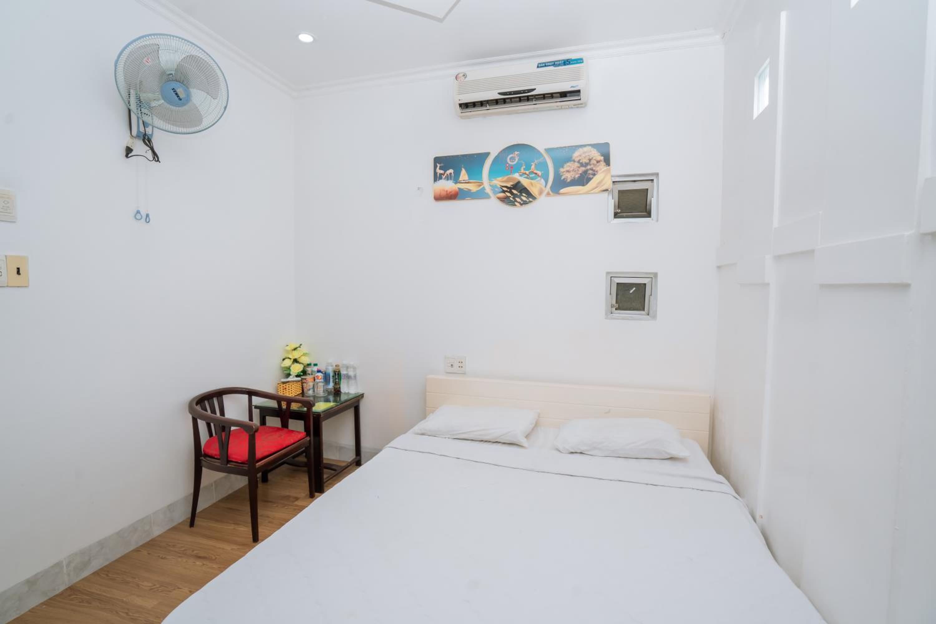 Standard Double Room - Photo 14
