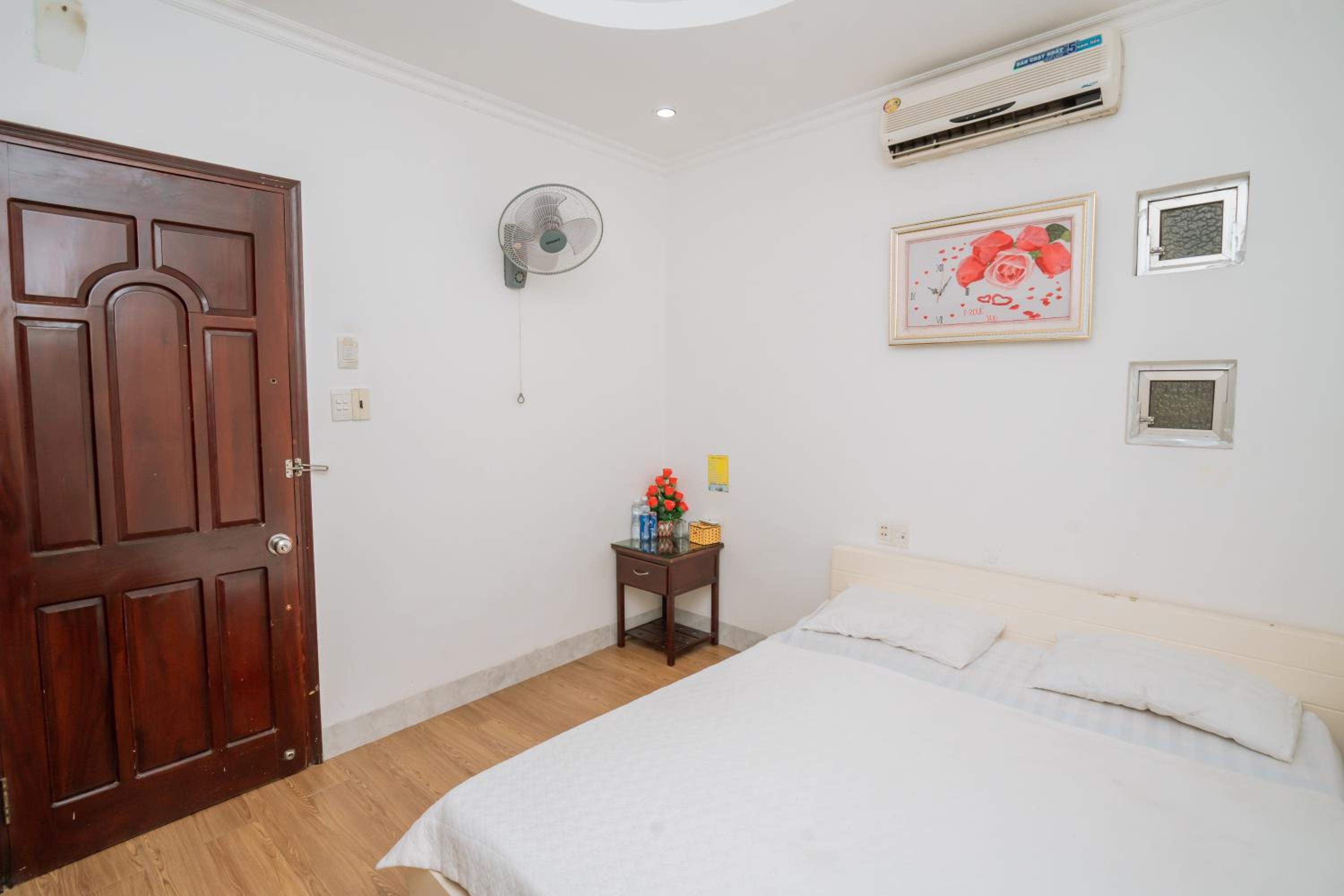 Standard Double Room - Photo 5