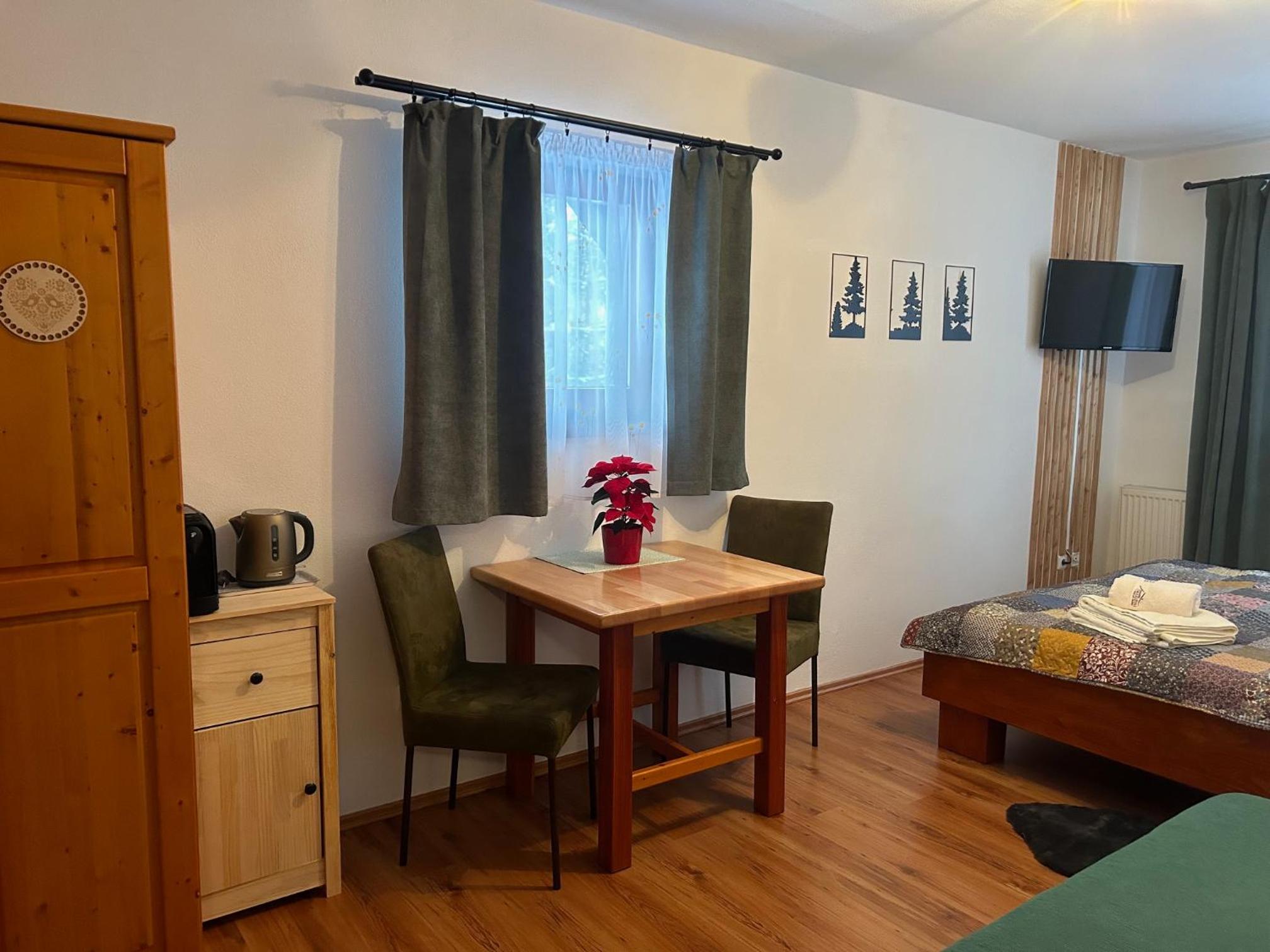 Quadruple Room - Photo 4