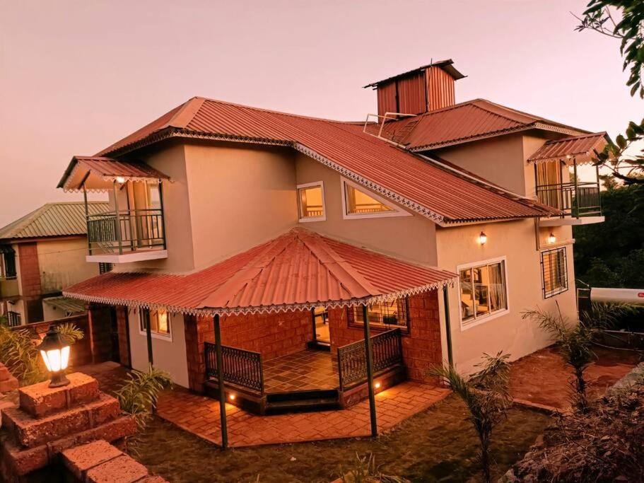 Standard Villa photo 2