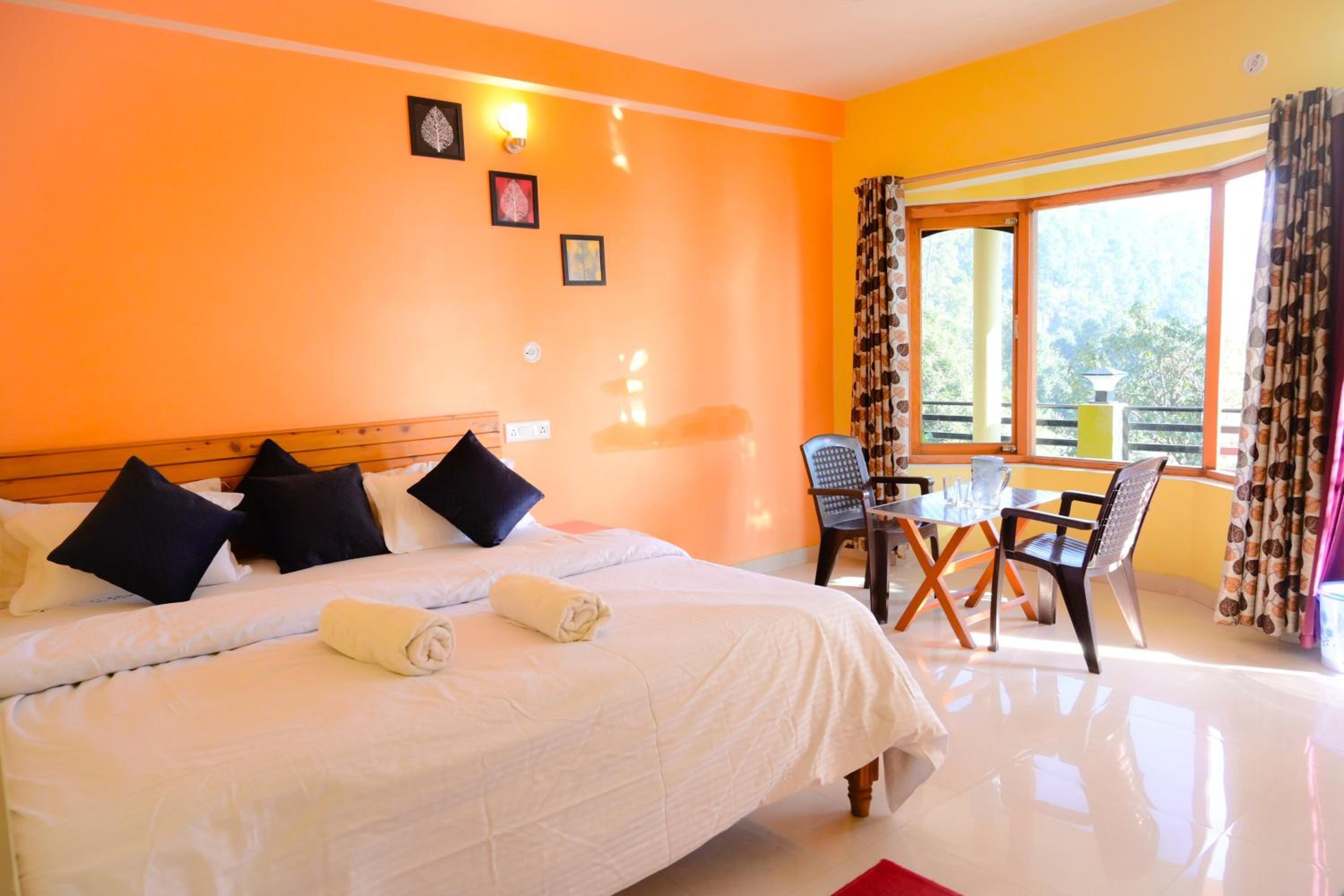 Deluxe Double or Twin Room - Photo 10