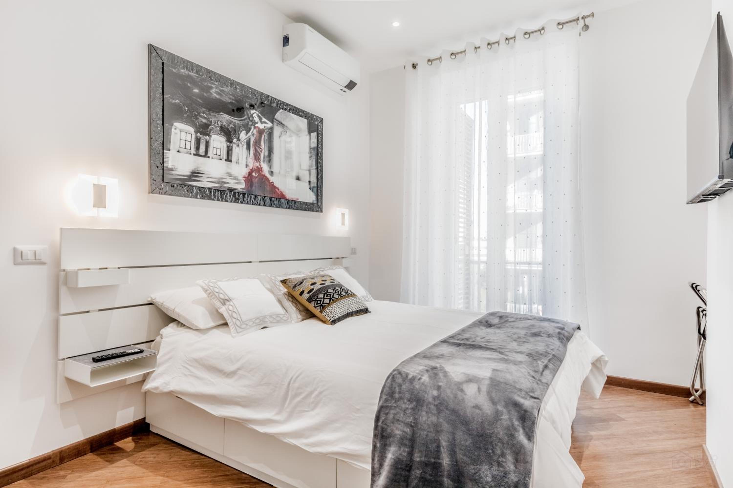 One-Bedroom House photo 2