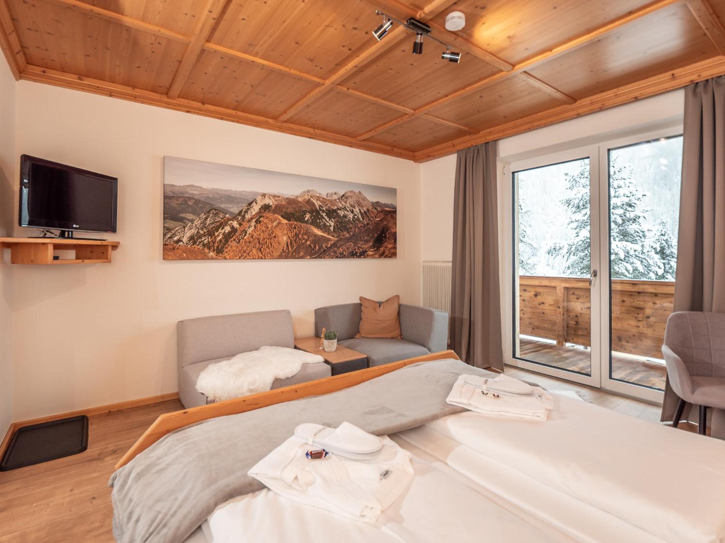 Double Room with Balcony photo 2