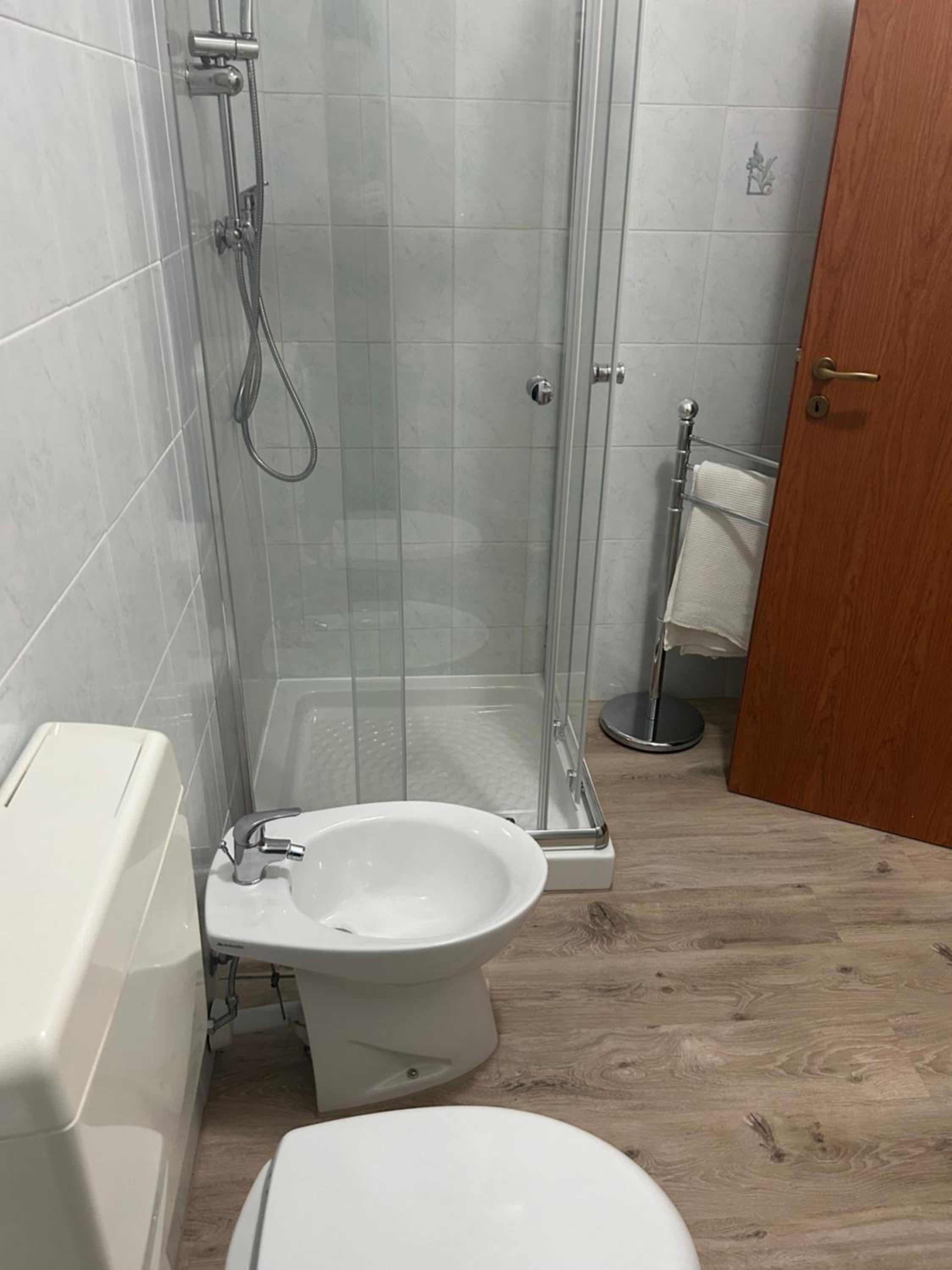 Large Double Room photo 2